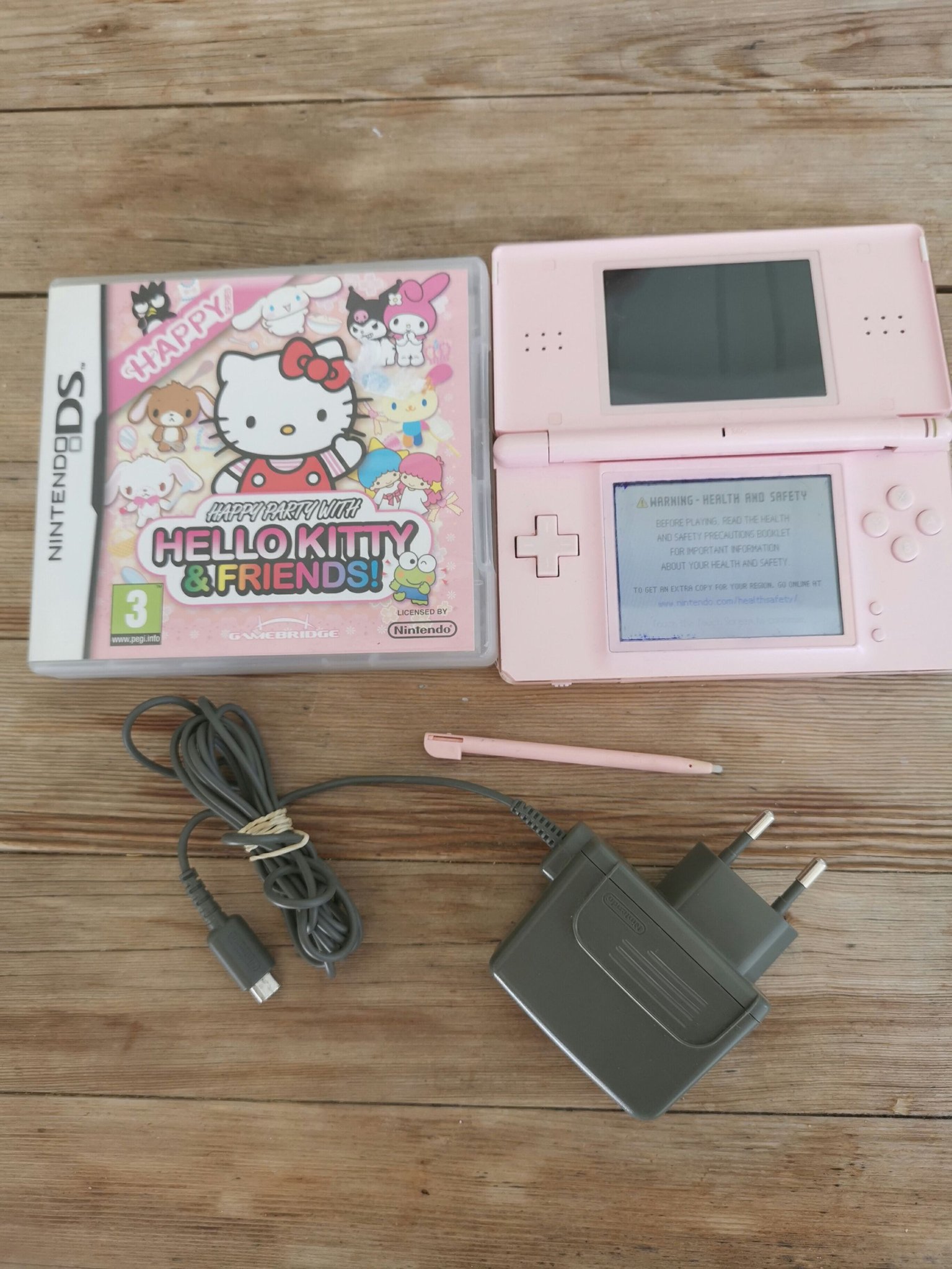Nintendo DS lite med spel Hello Kitty & friends (412549193) ᐈ Köp på