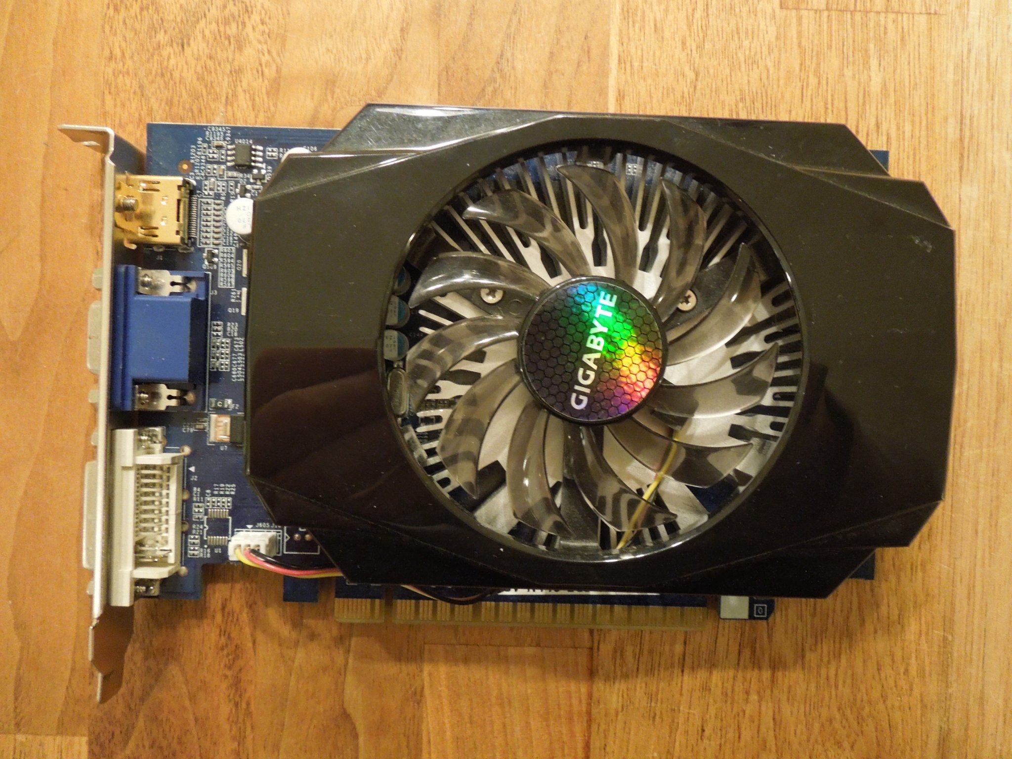 Gigabyte GeForce GT 440 2GB DDR3 (411993000) ᐈ Köp på Tradera