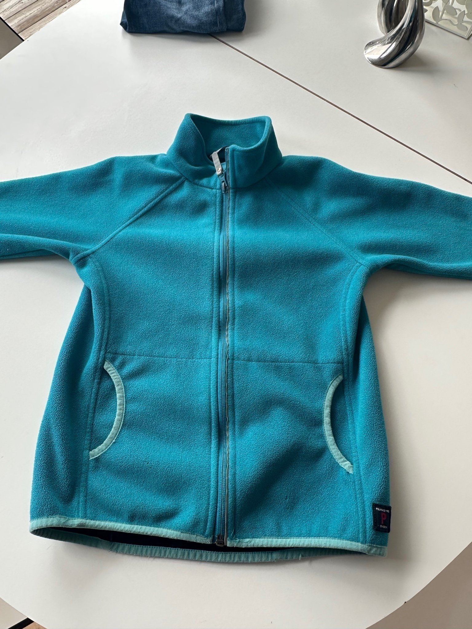 Se produkter som liknar Polarn O. Pyret turkos fleece.. på Tradera ...