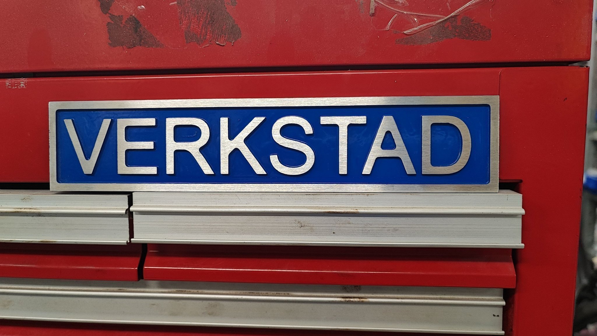 Retro skylt i aluminium “VERKSTAD” Blå | Köp på Tradera (604328665)