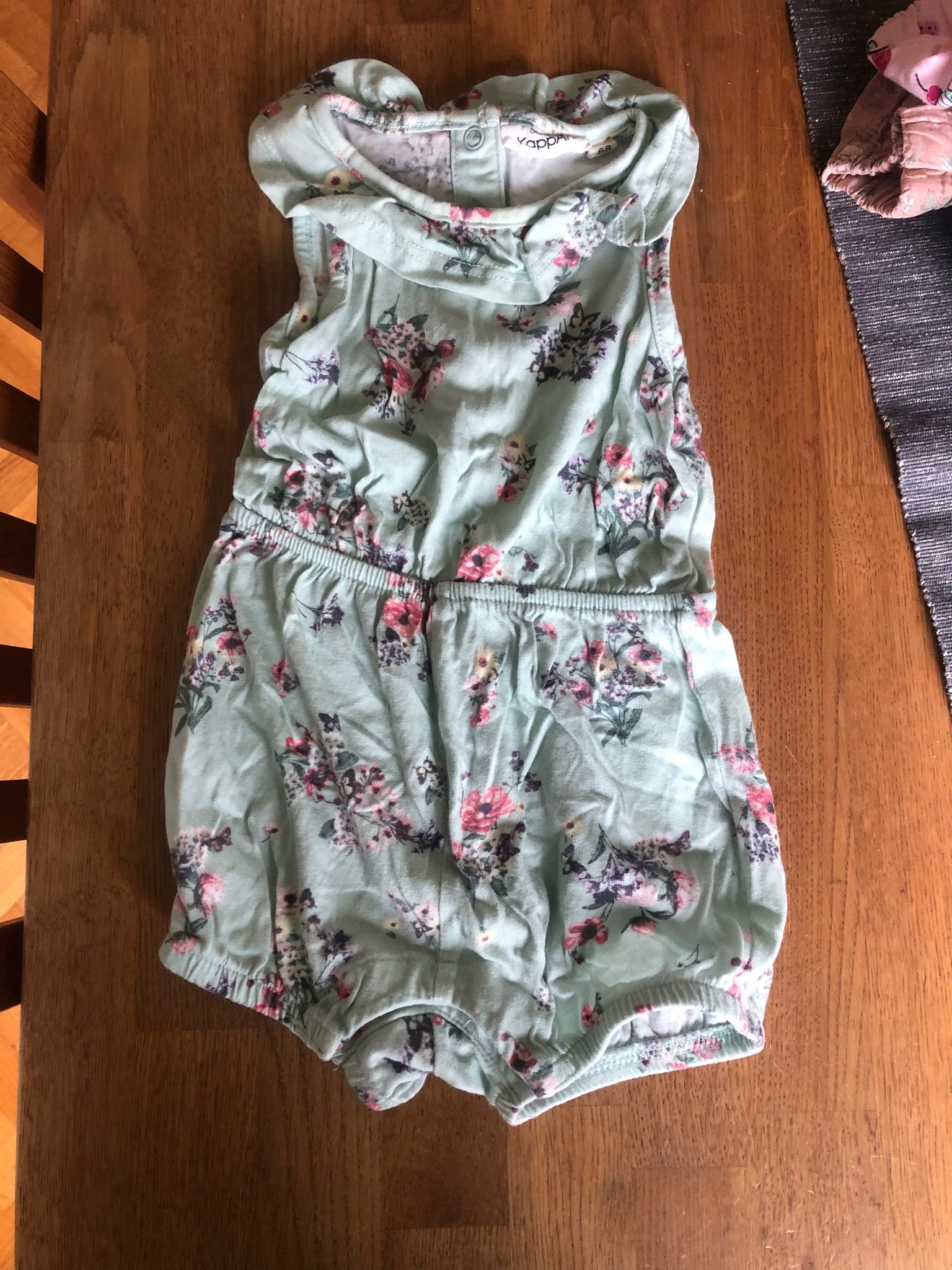 Jumpsuit från Kappahl storlek 68 (403614351) ᐈ Köp på Tradera