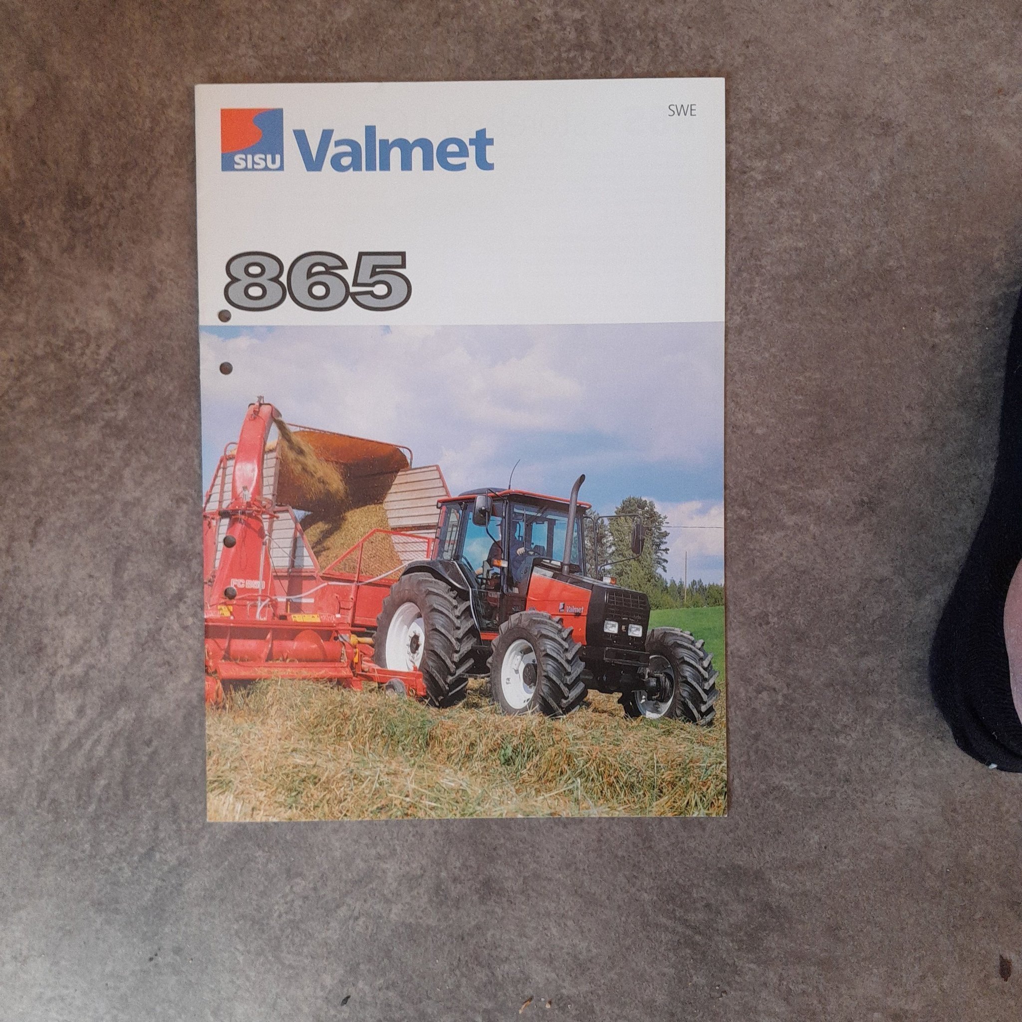 Broschyr VALMET Traktor 865