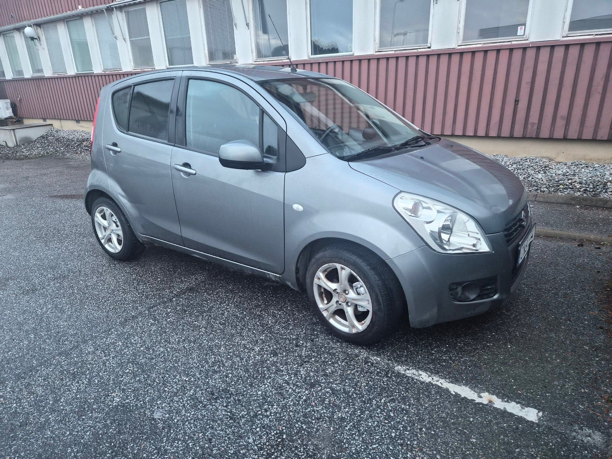 Suzuki Splash 1.0 DOHC 12V VVT Manual, 65hp, 2010