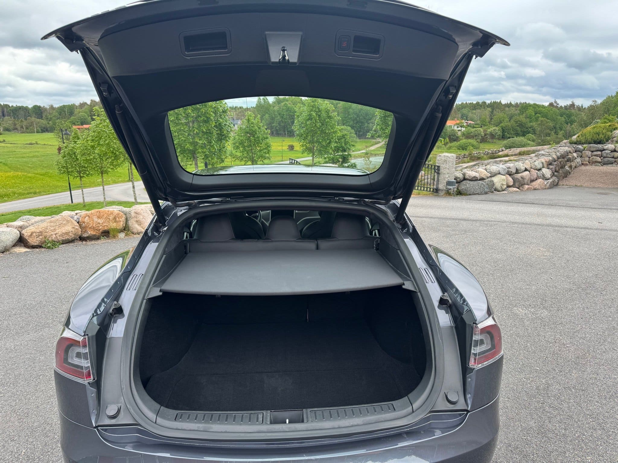 Tesla Model S 100D, 525ps, 2019