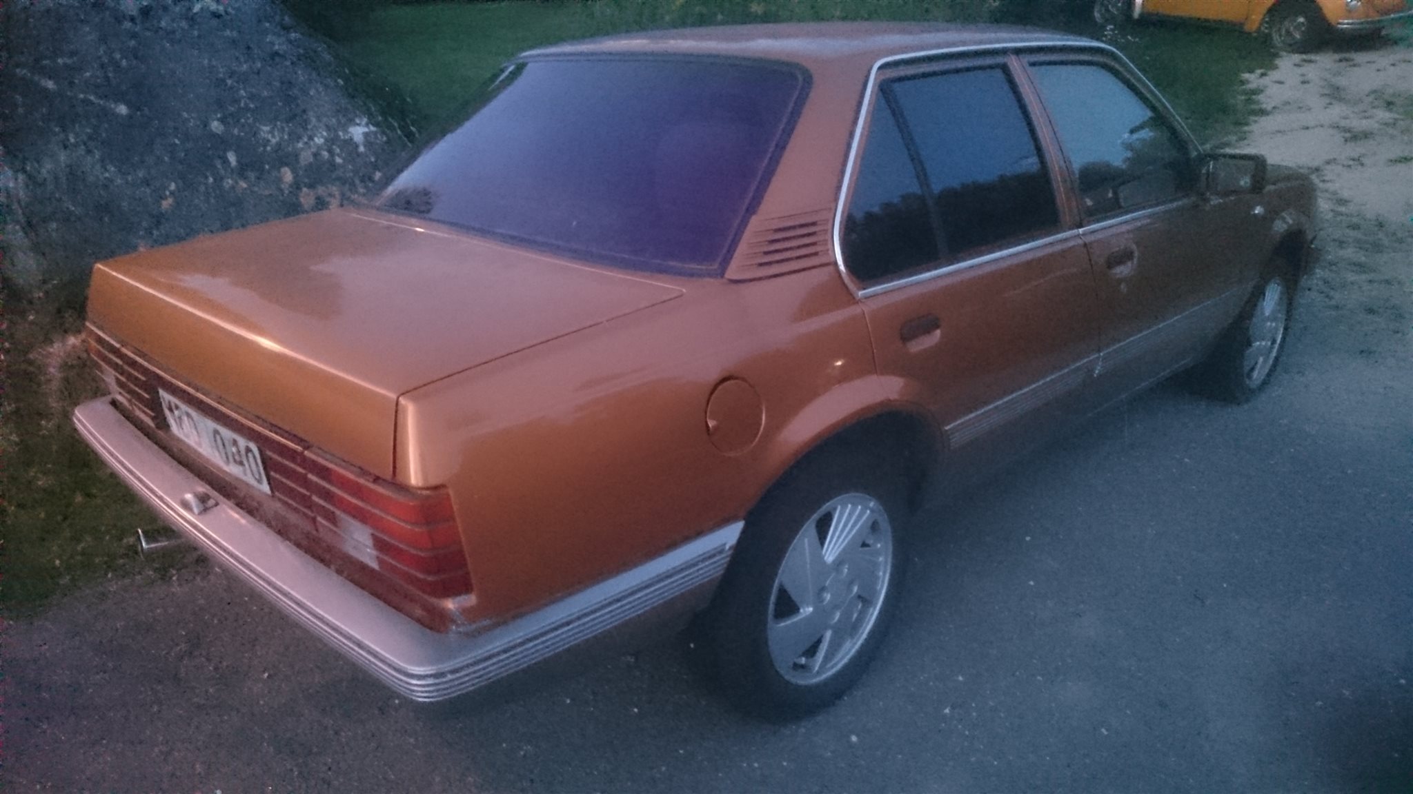 Opel ascona 1986