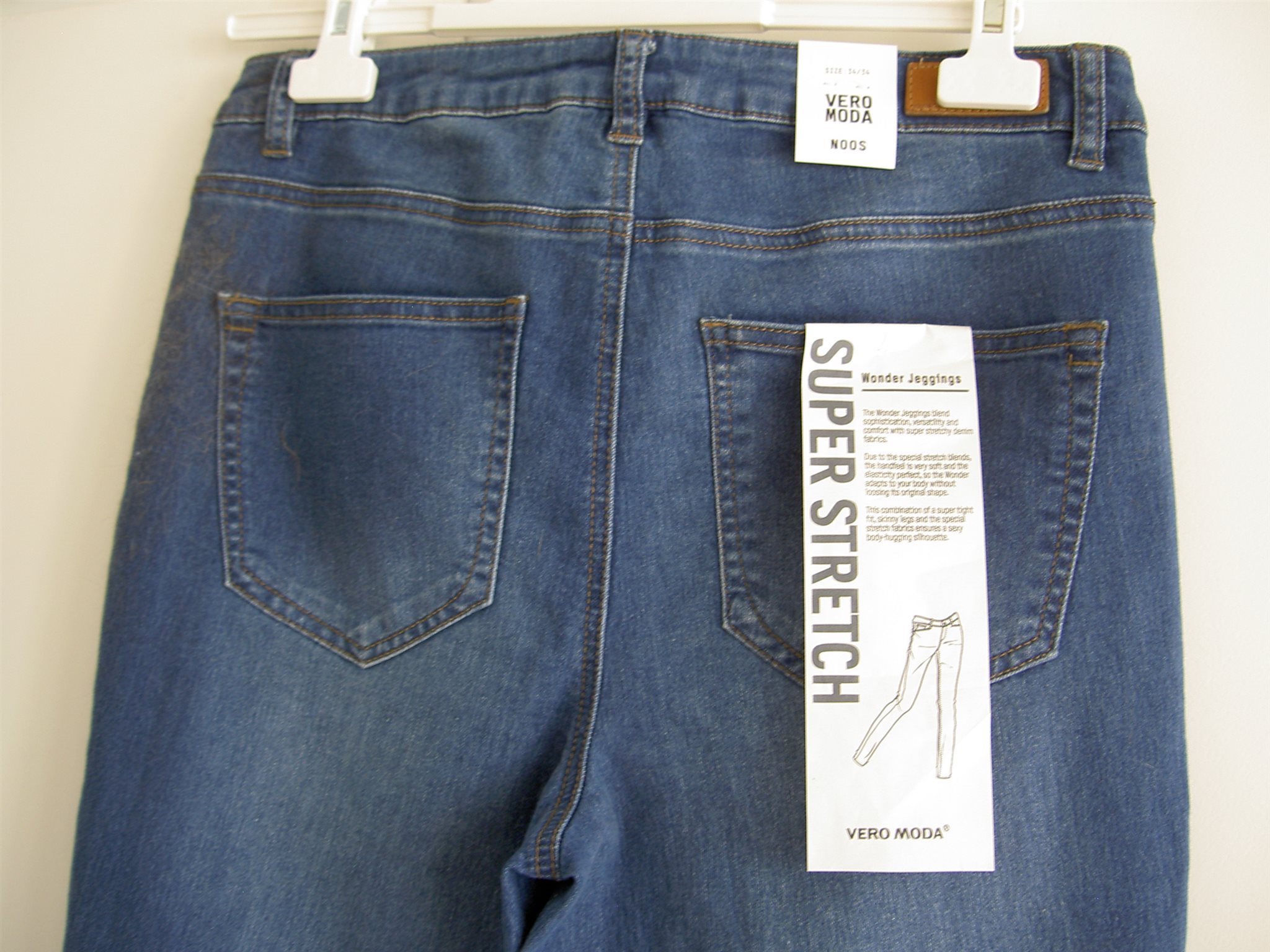 VERO MODA. JEANS. NYTT MED TAG. STORLEK STORLEK STORLEK 34/34. 2e19eb VERO MODA. JEANS. NYTT MED TAG. STORLEK STORLEK STORLEK 34/34. 2e19eb