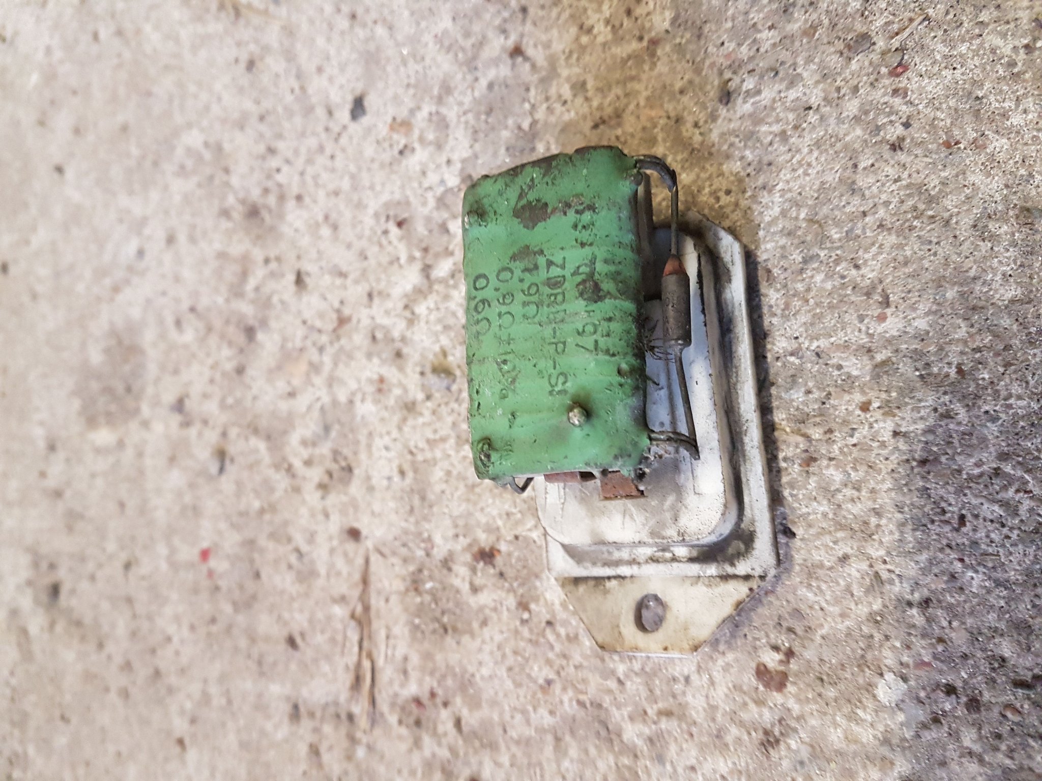 Запчасти вольво 740 940