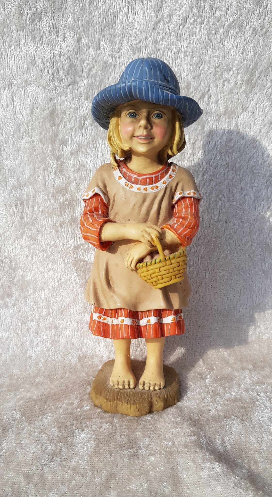 Candy Design Norge En S t Flicka I Bl Hatt 414675204 K p P Tradera