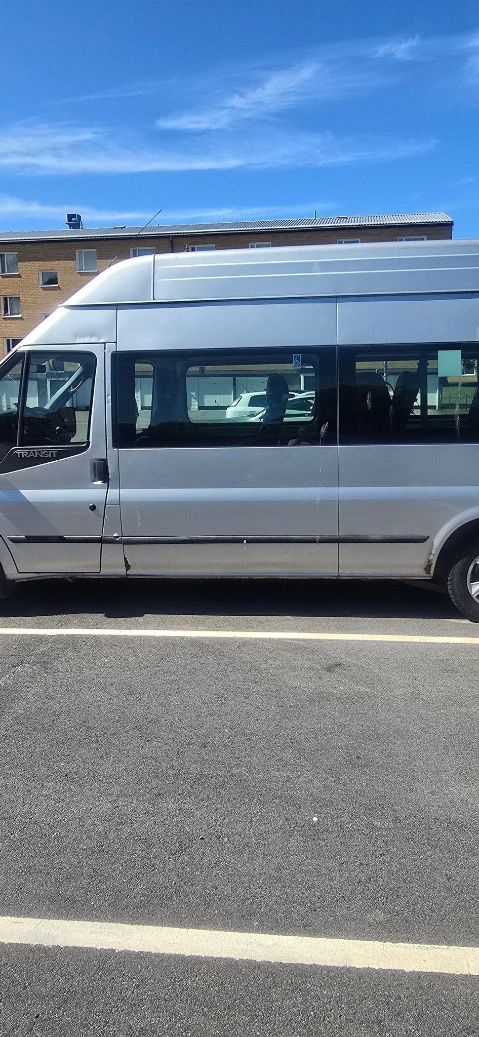 Ford Transit T300 Combi 2.2 TDCi Manuell, 6-trinn, 140hk, 2013