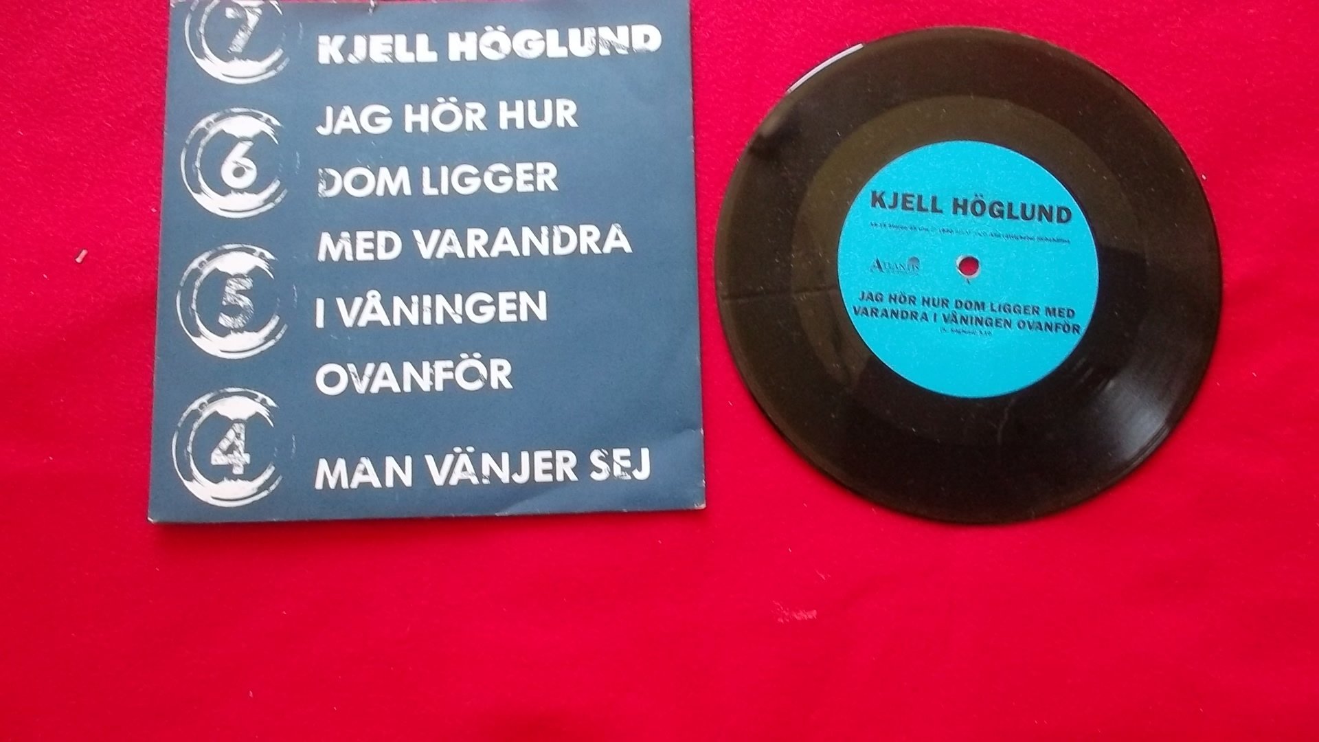 Jag Hör Hur Dom Ligger Med Varandra I Våningen Ovanför