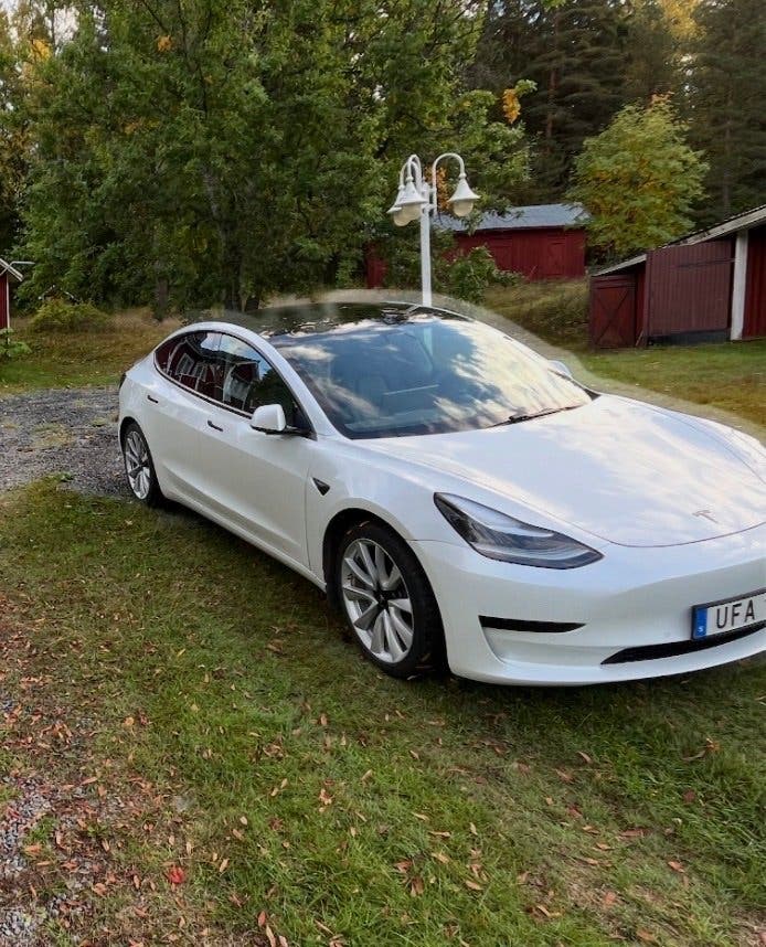 Tesla Model 3 Standard Range Plus, 283ps, 2020