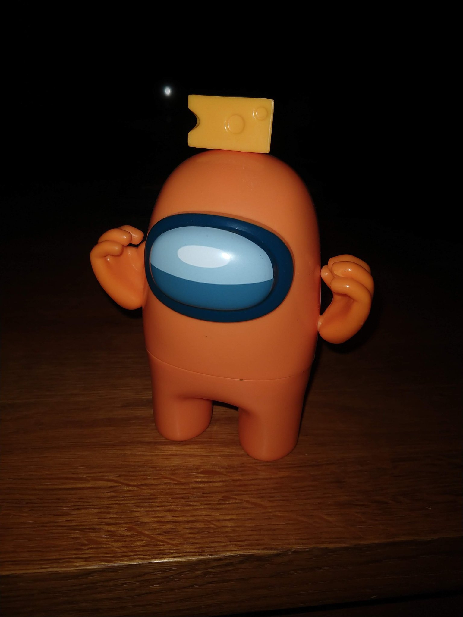 Se produkter som liknar Among Us Orange Ost Cheese fi.. på Tradera