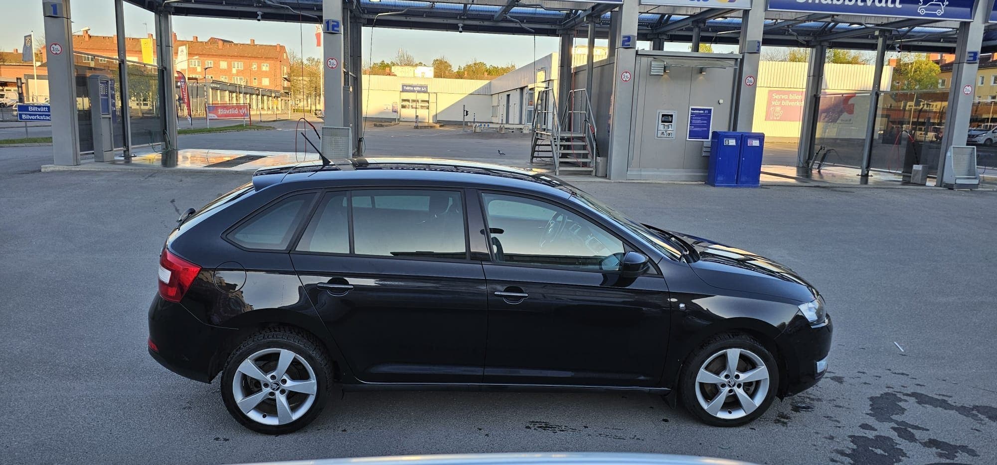 Škoda Rapid Spaceback 1.2 TSI  Manual, 6-trins, 105ps, 2014