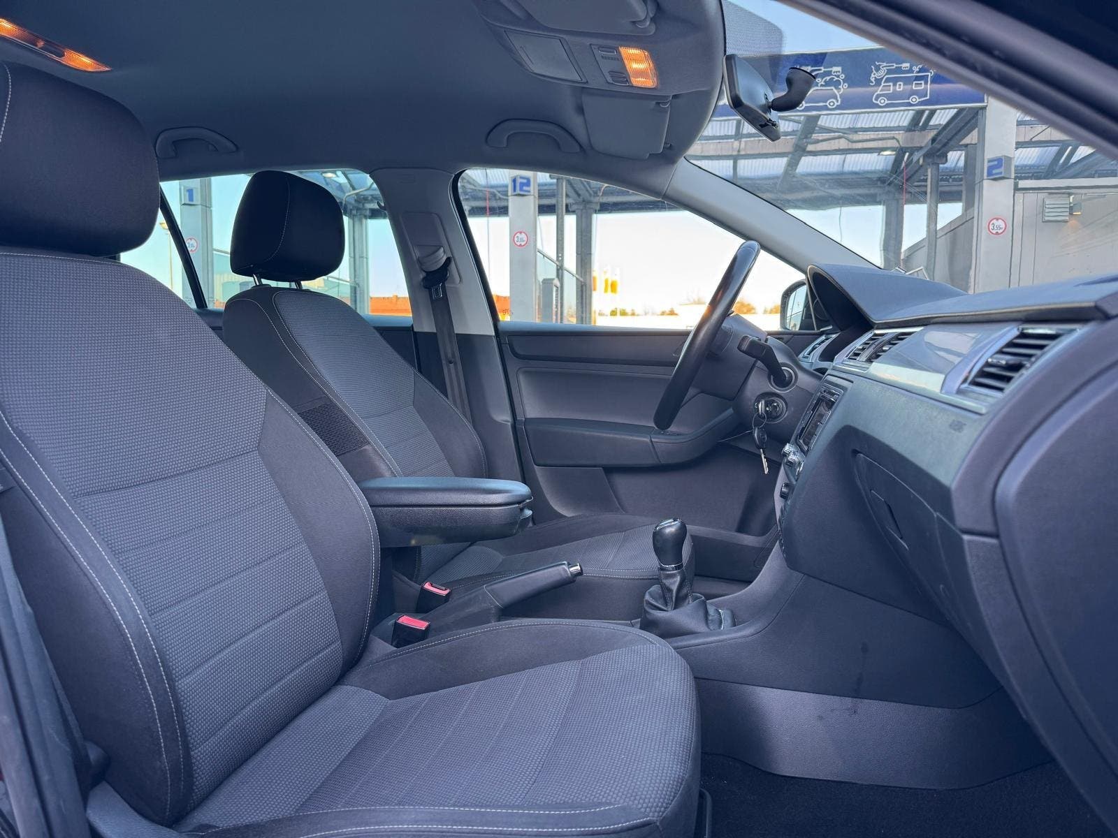 Škoda Rapid Spaceback 1.2 TSI  Manual, 6-trins, 105ps, 2014