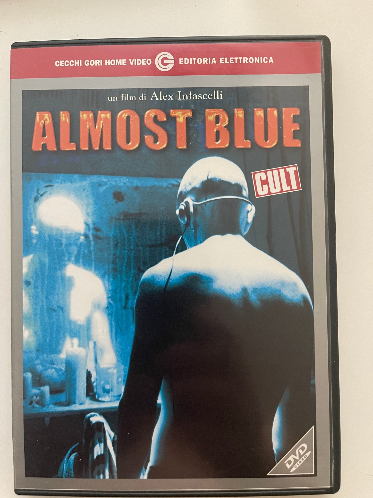 DVD: Almost Blue (2000) | Köp på Tradera (729807701)