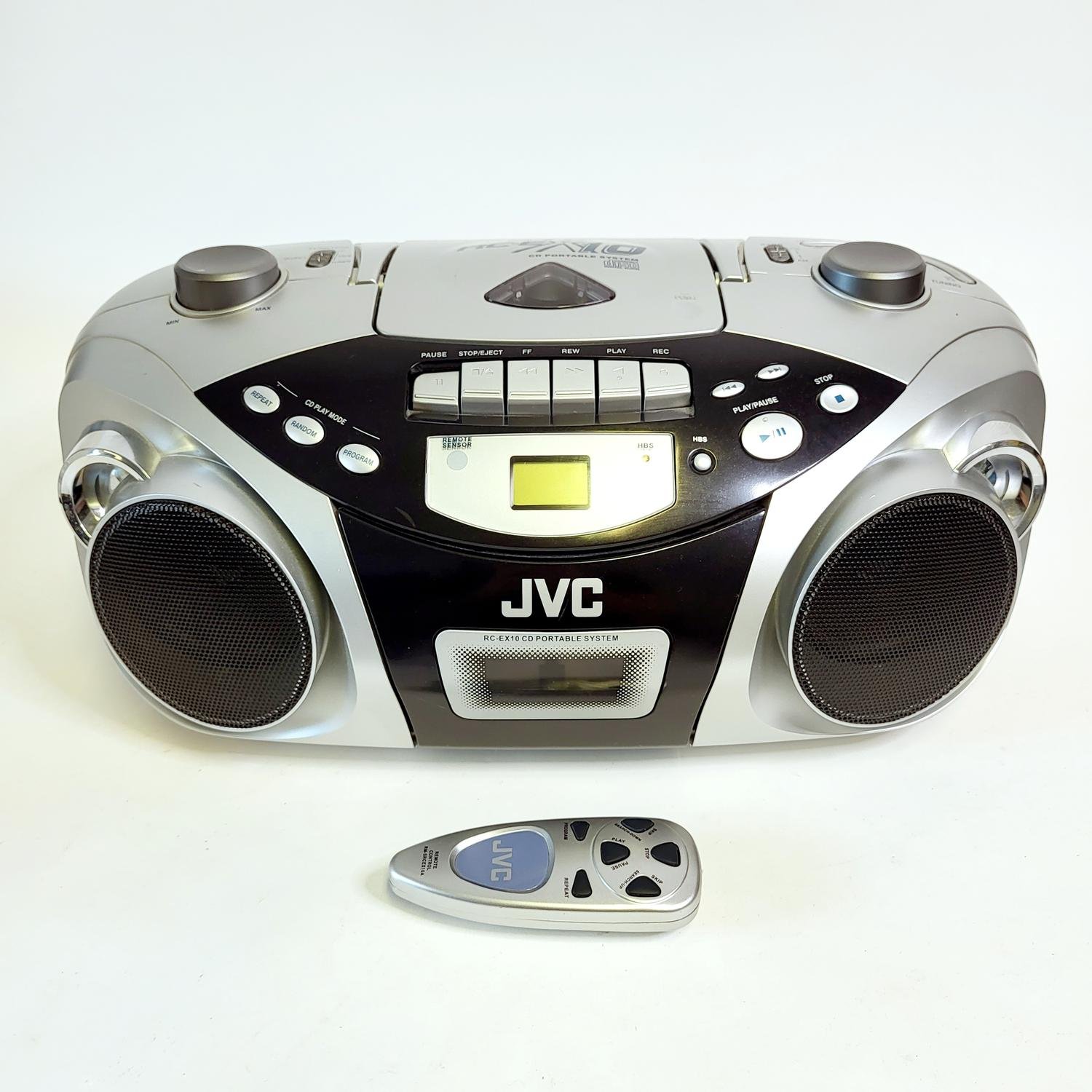 Se produkter som liknar JVC Radio CD Kasset Spelare B.. på Tradera