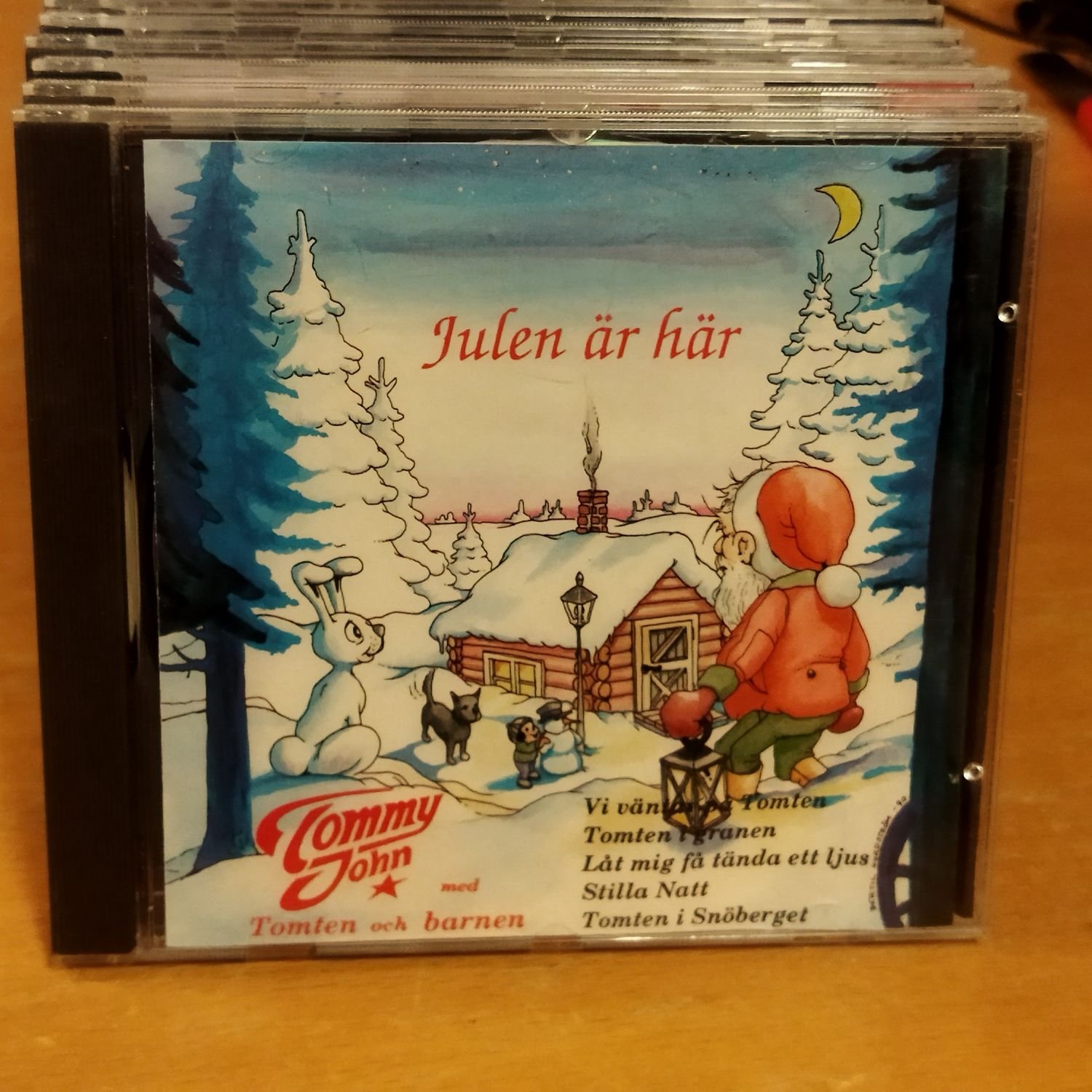Tommy John Julen är här, CD Köp från på Tradera (611711694)