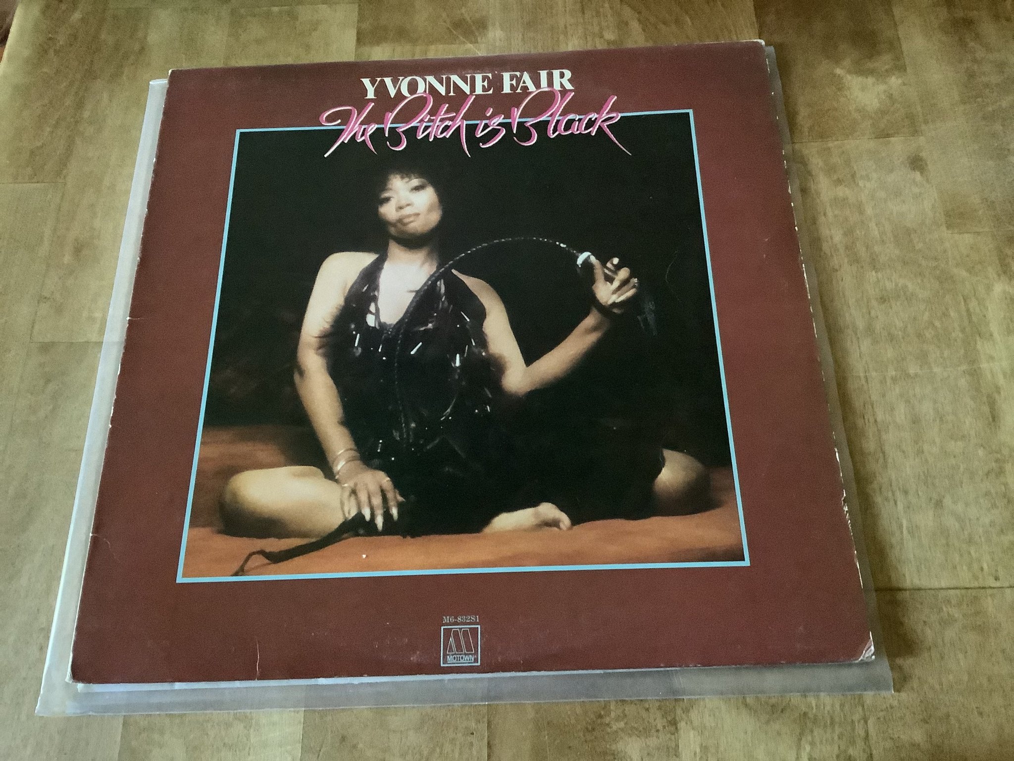 Yvonne Fair The bitch is back Köp på Tradera (601090747)