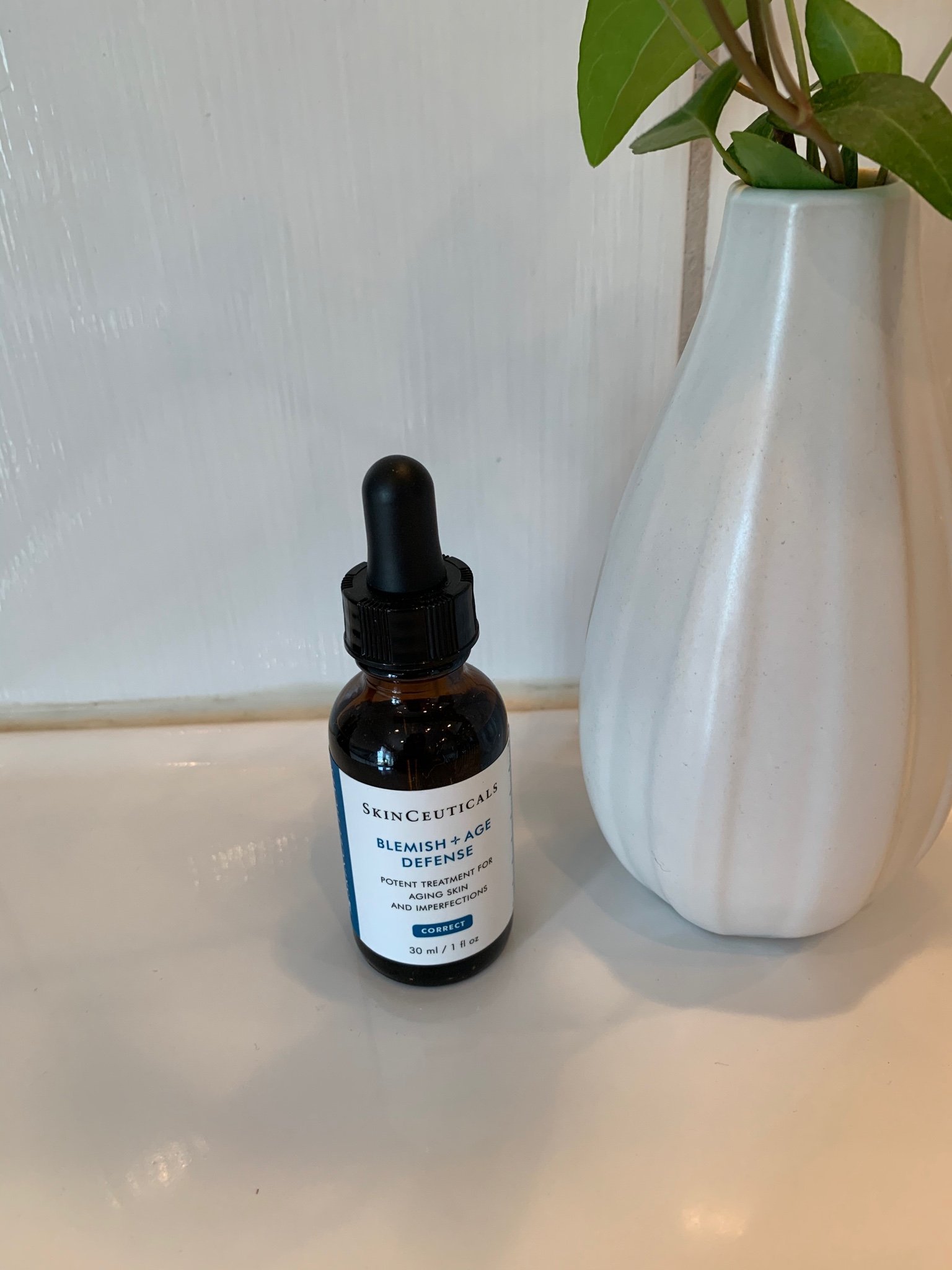 Skinceuticals Blemish + Age Defense (408998566) ᐈ Köp på Tradera Skinceuticals Blemish + Age Defense (408998566) ᐈ Köp på Tradera