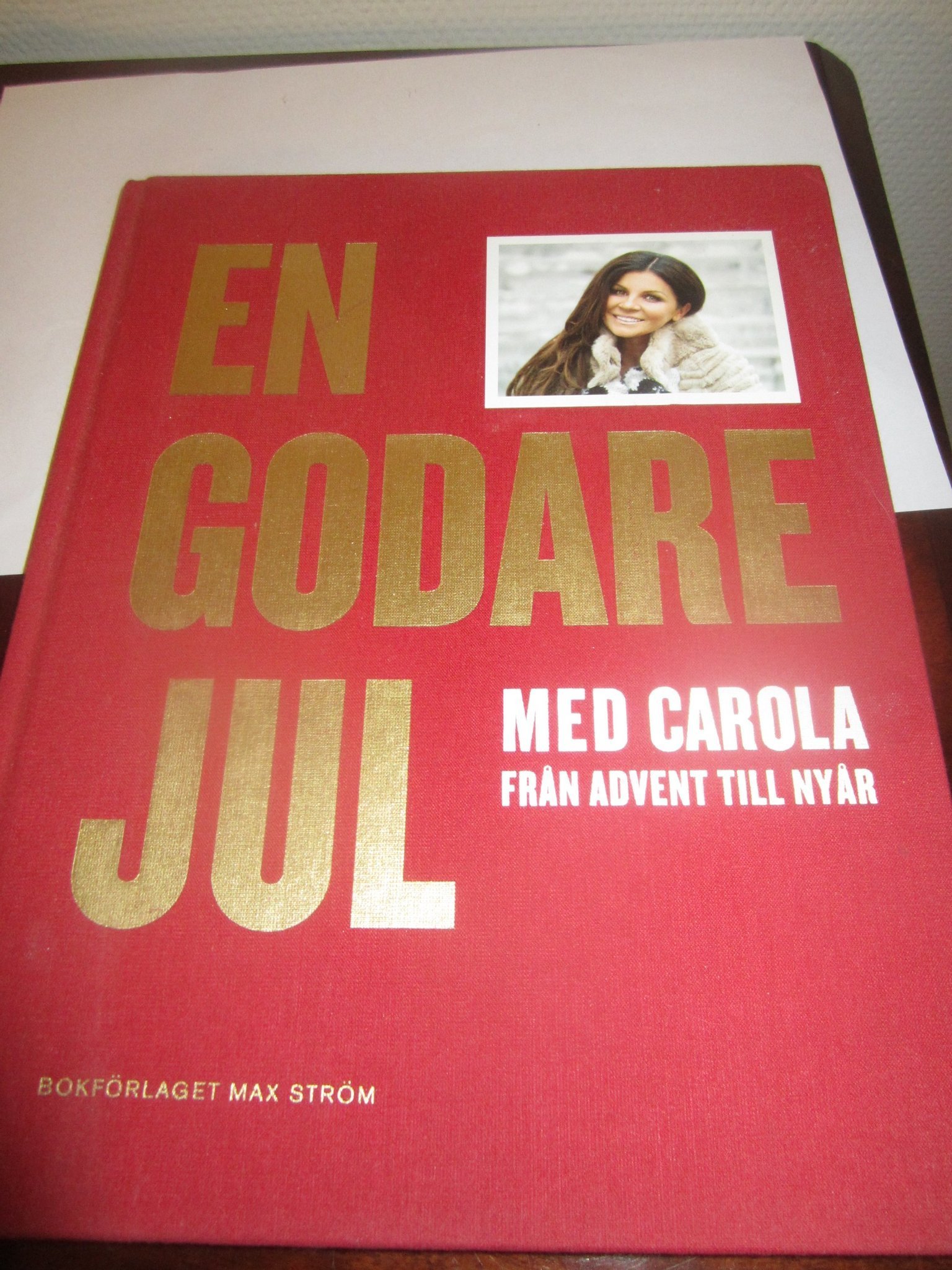 BOK En godare jul med CAROLA 150 sidor med CD B.. Köp på Tradera