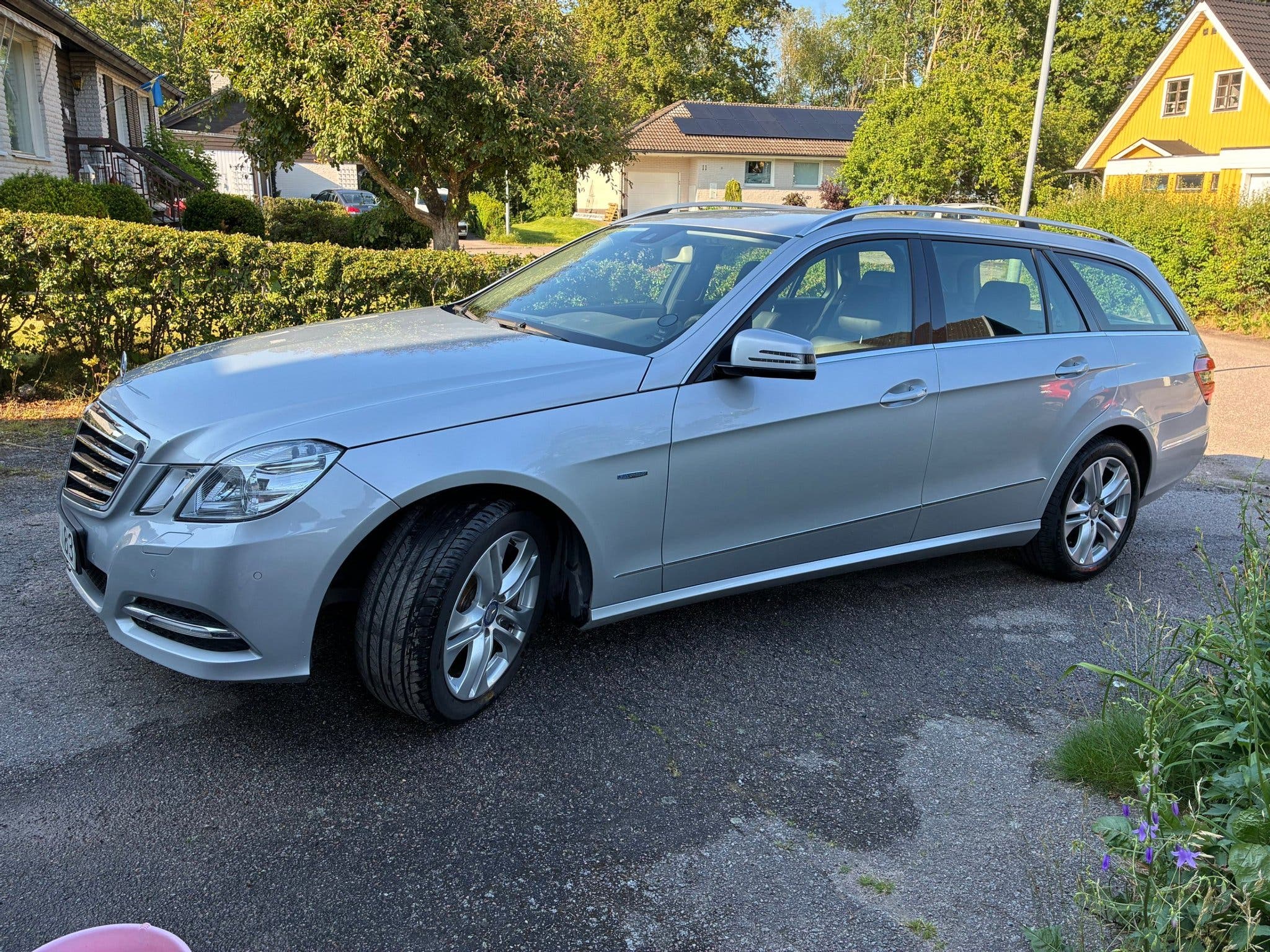 Mercedes-Benz E 220 T CDI BlueEFFICIENCY 5G-Tronic, 170ps, 2011