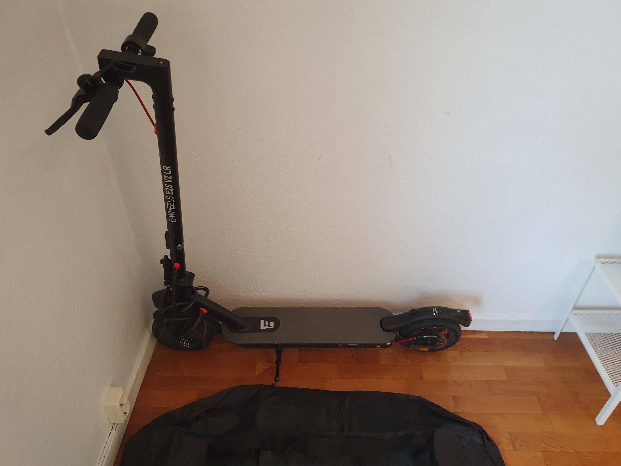Elsparkcykel E2S V2 Long range NYSKICK | Köp på Tradera (650242941)