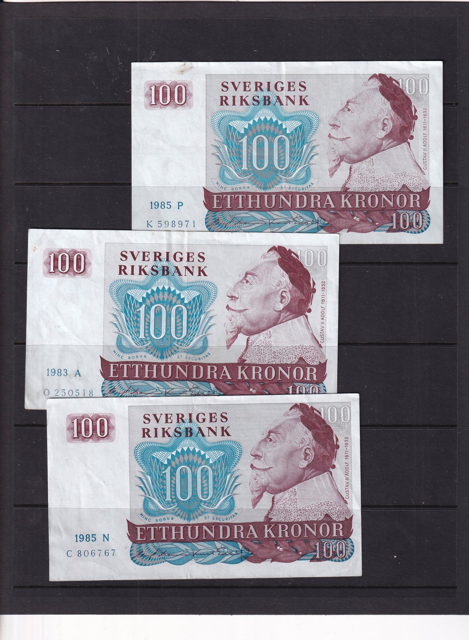 Se produkter som liknar 3 stycken 100 kronors sedlar .. på Tradera