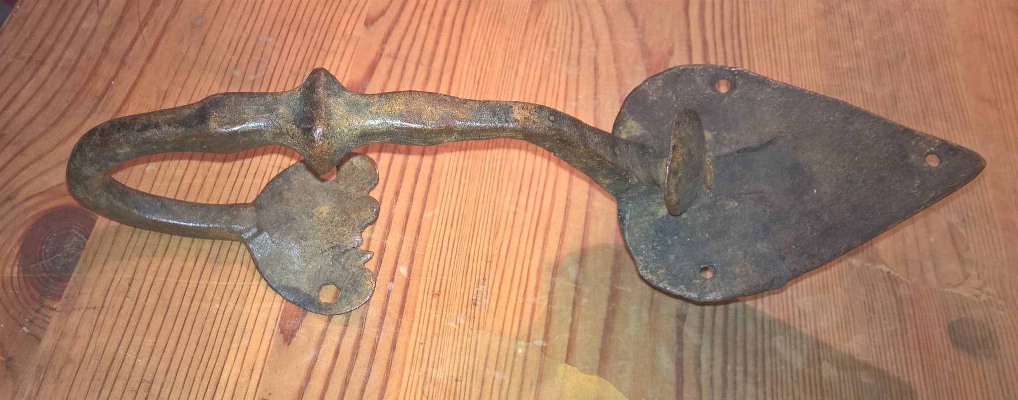 ÄLDRE HANDTAG DÖRRHANDTAG DÖRRKLINKA SMIDE 17/1800-TAL ALLMOGE ALLMOGE ALLMOGE BYGGNADSVÅRD c93237 ÄLDRE HANDTAG DÖRRHANDTAG DÖRRKLINKA SMIDE 17/1800-TAL ALLMOGE ALLMOGE ALLMOGE BYGGNADSVÅRD c93237