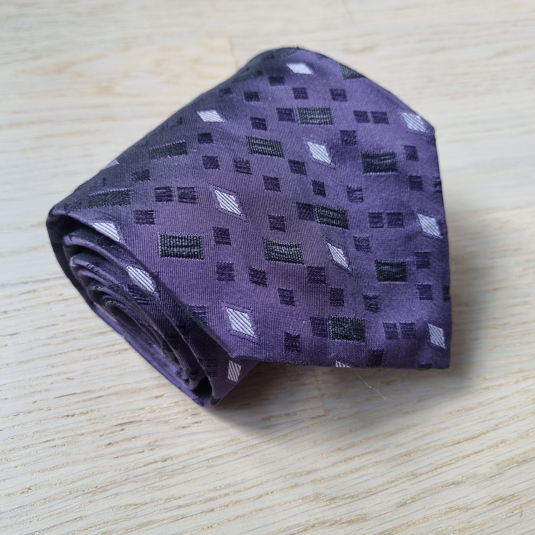 Slips Atlas Design / Lila mönst.. Köp från FernCircle på Tradera (603767595)