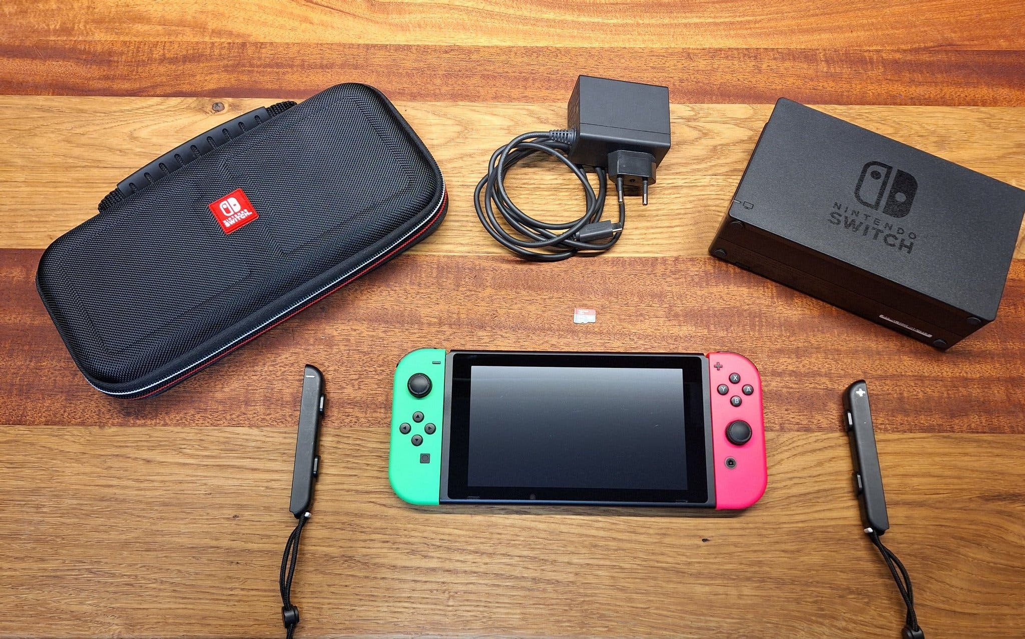 Se produkter som liknar Nintendo Switch V2 Konsol på Tradera (691252059)