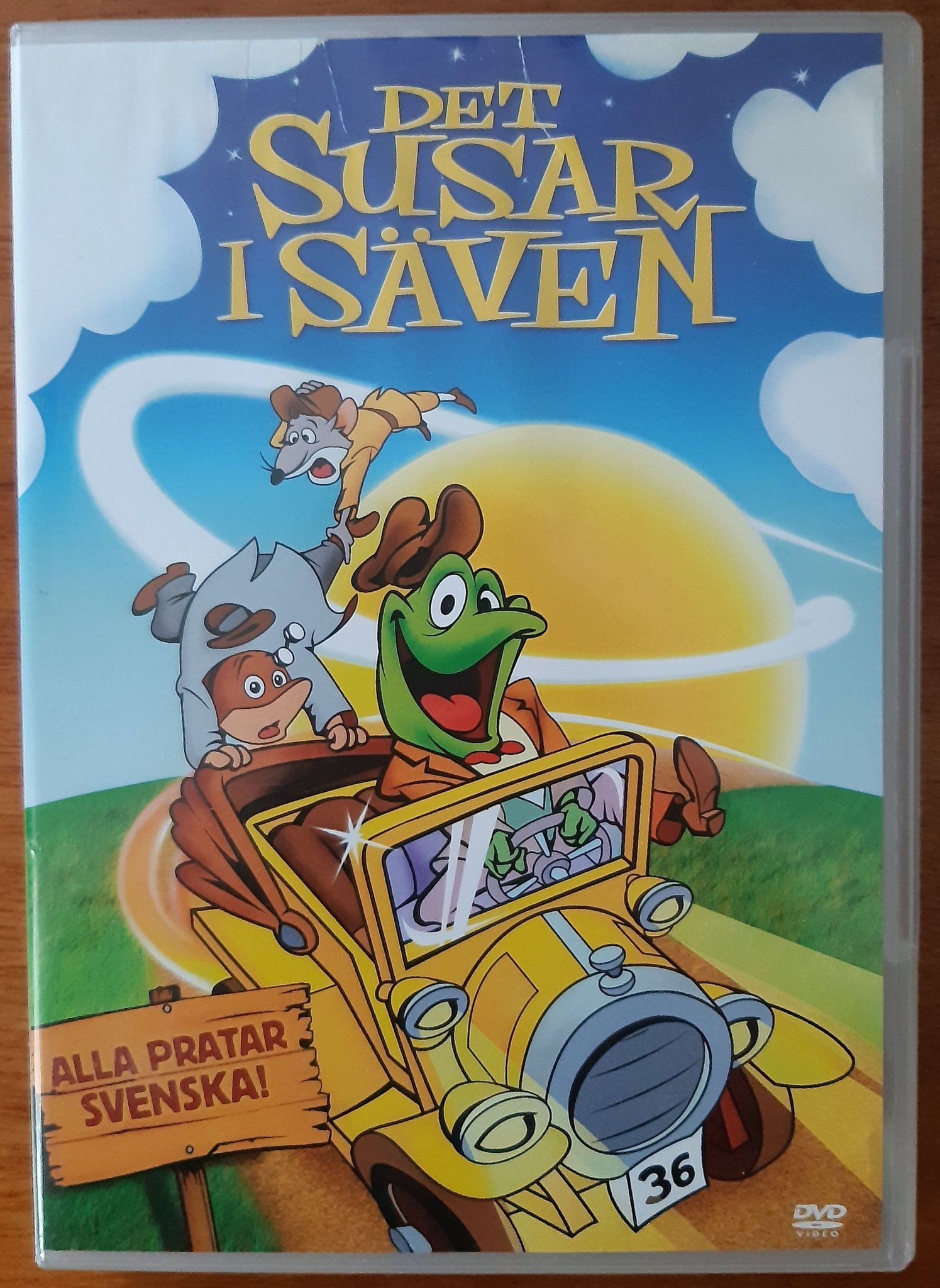 Se produkter som liknar Det Susar i Säven DVD på Tradera (700805255)
