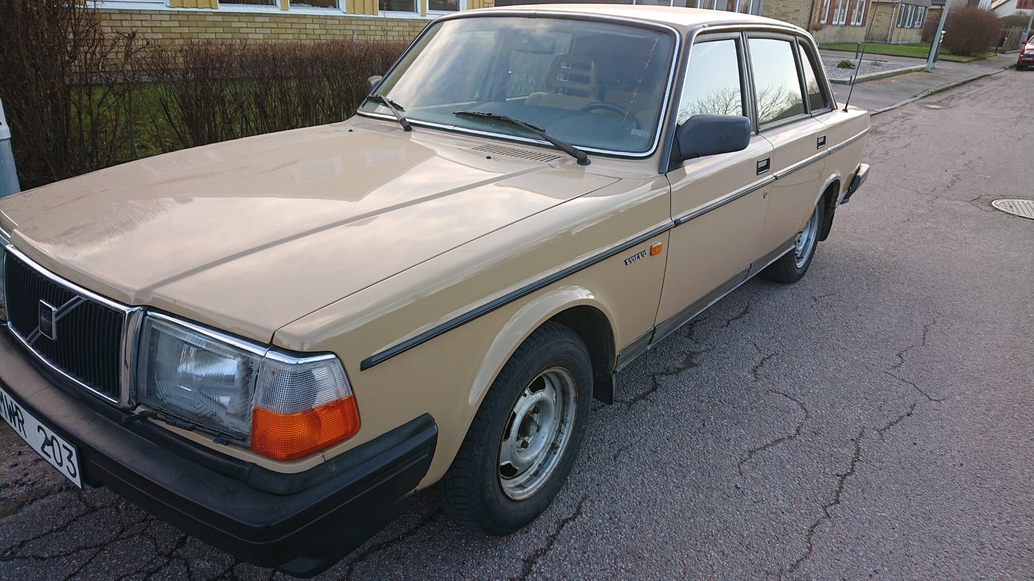Volvo 244 DL 1986 (389051413) ᐈ Köp på Tradera