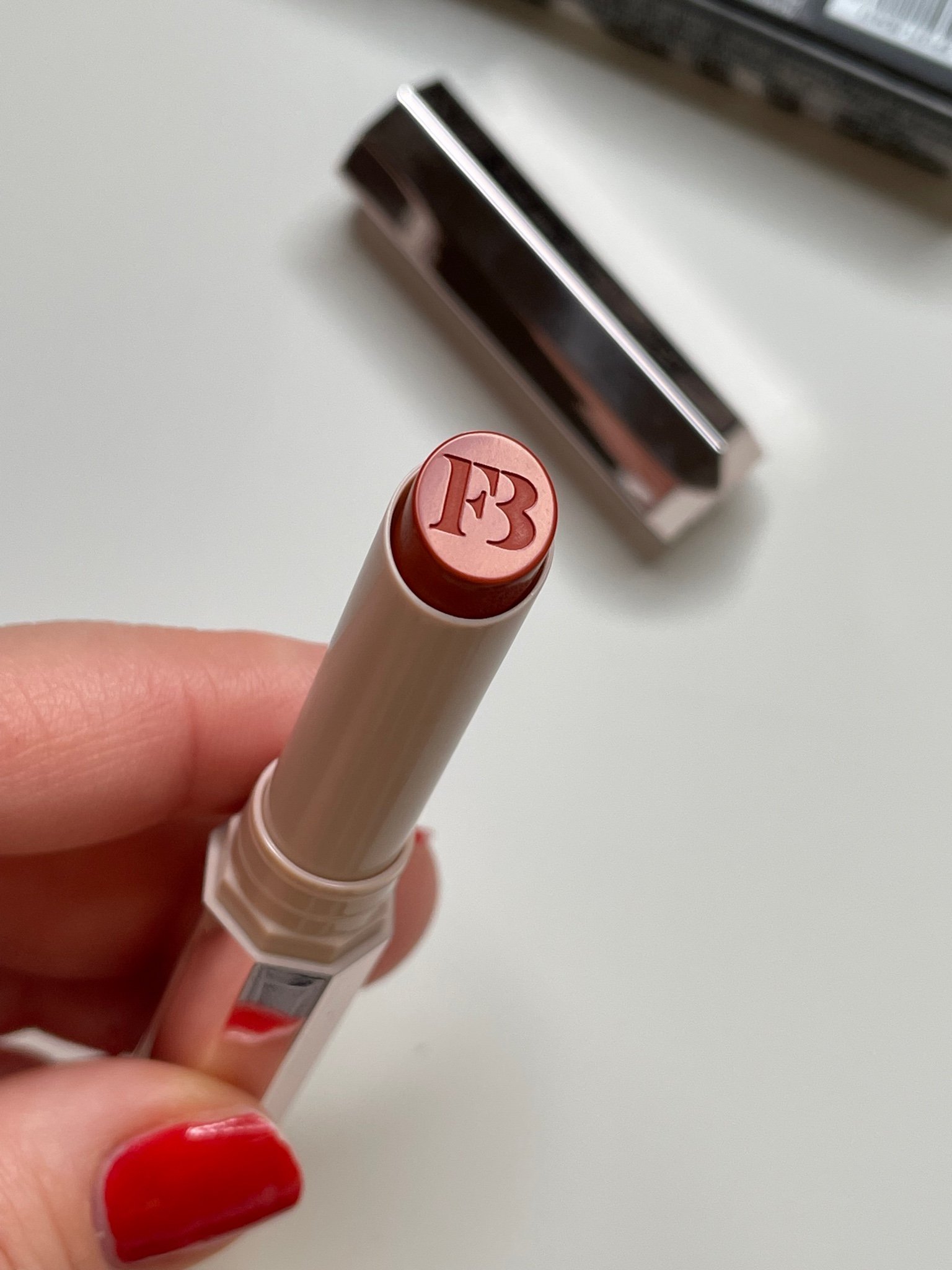Fenty beauty lipstick Köp på Tradera (593625221)