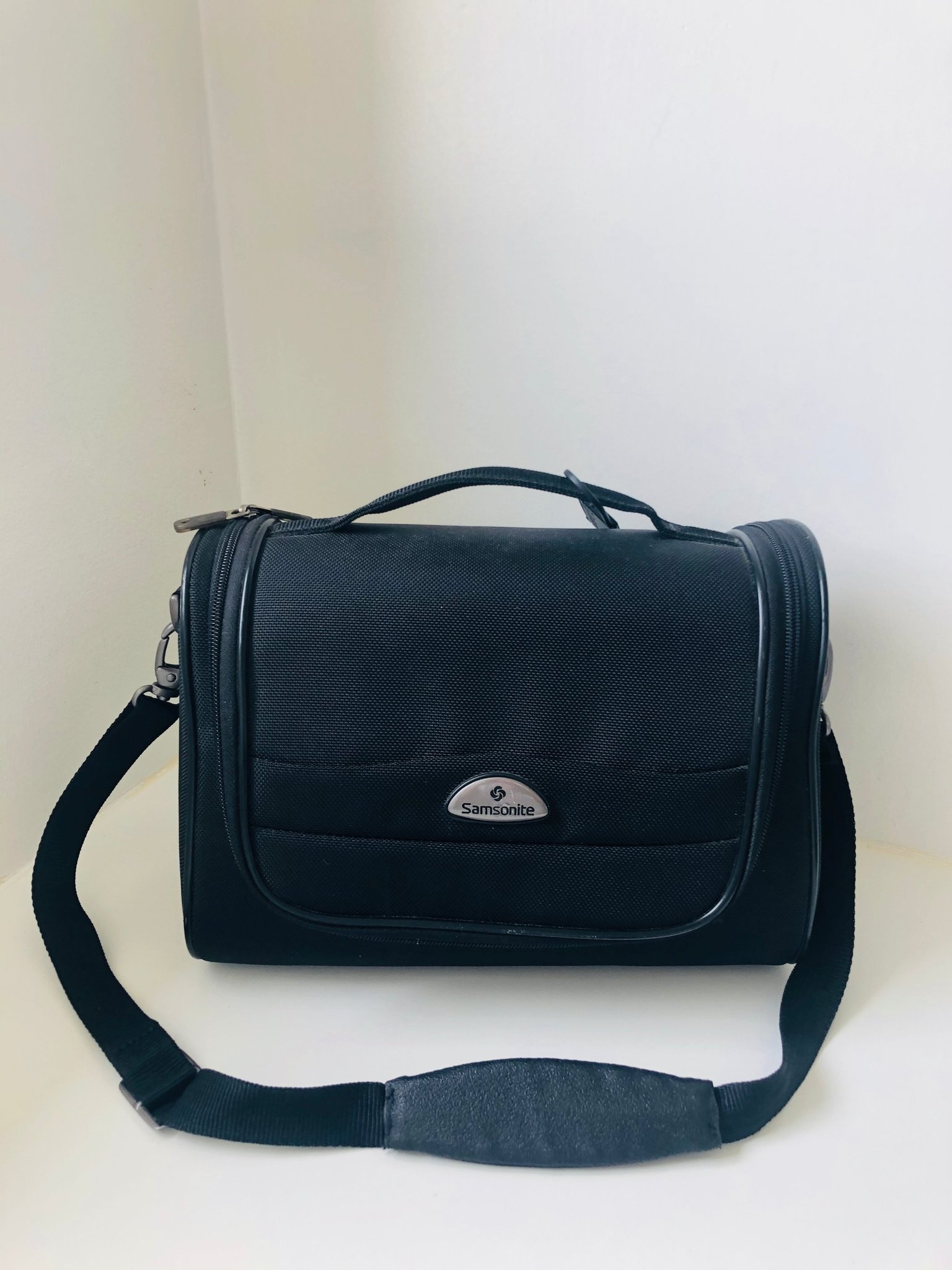 Samsonite Beauty Travel Case Bag (408159579) ᐈ Köp på Tradera