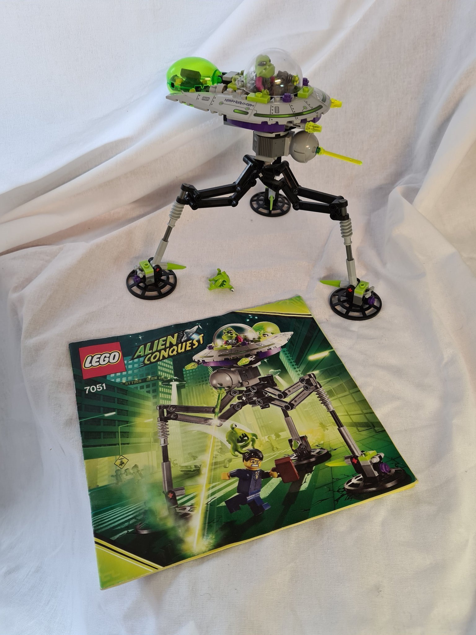 LEGO 7051 Tripod Invader 2011 komplett i jättef.. (409687610) ᐈ Köp på