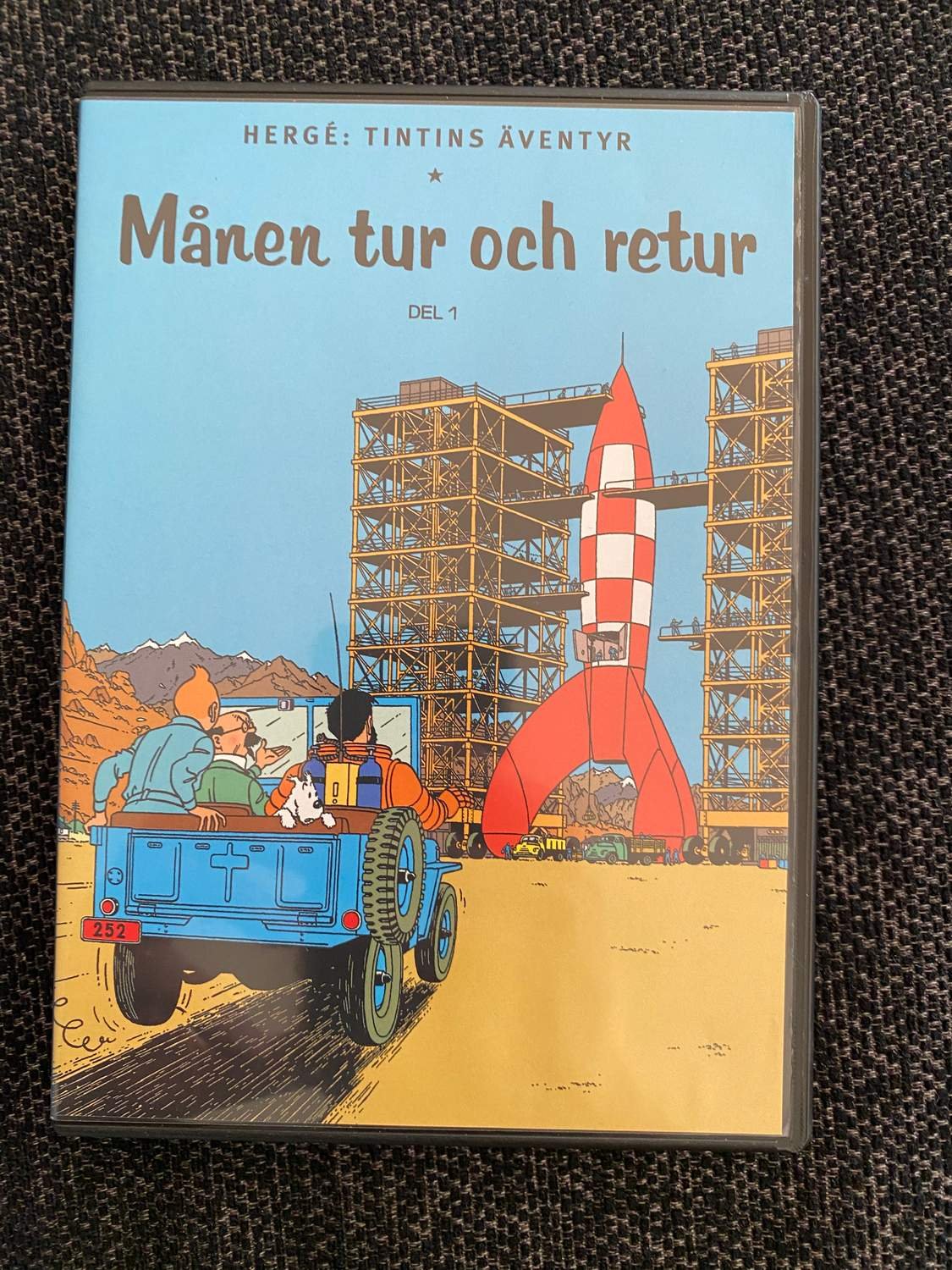 Tintin Månen tur och retur del 1 DVD Köp på Tradera (423297335)