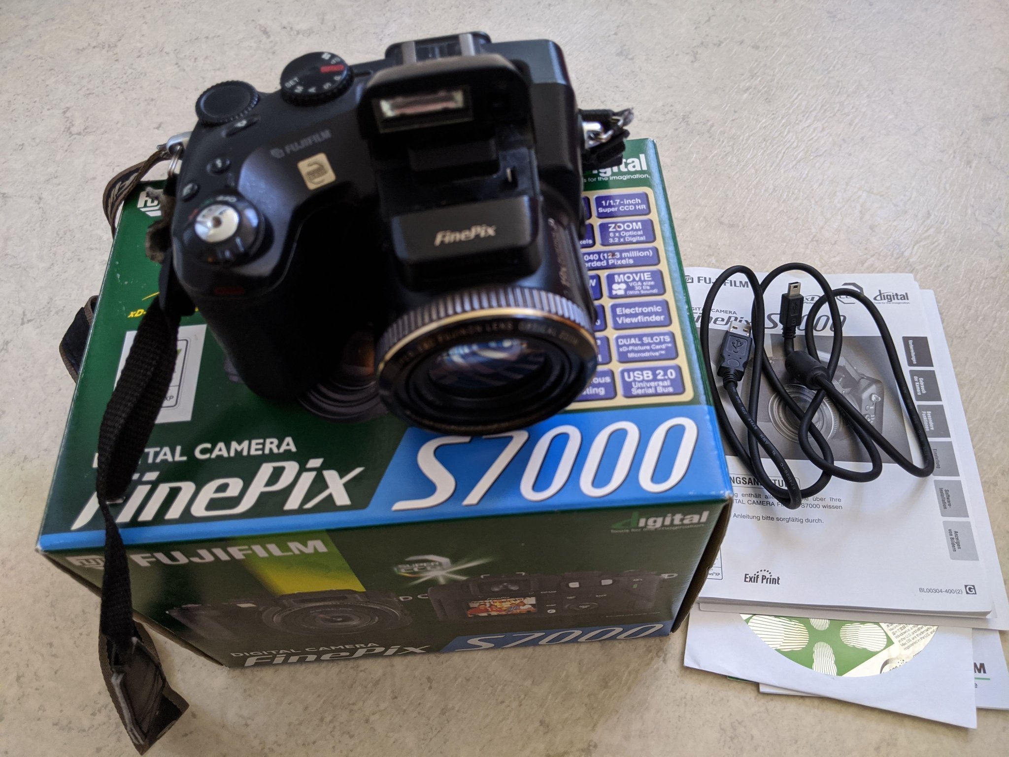 Fujifilm FinePix S7000 (400358039) ᐈ Köp på Tradera