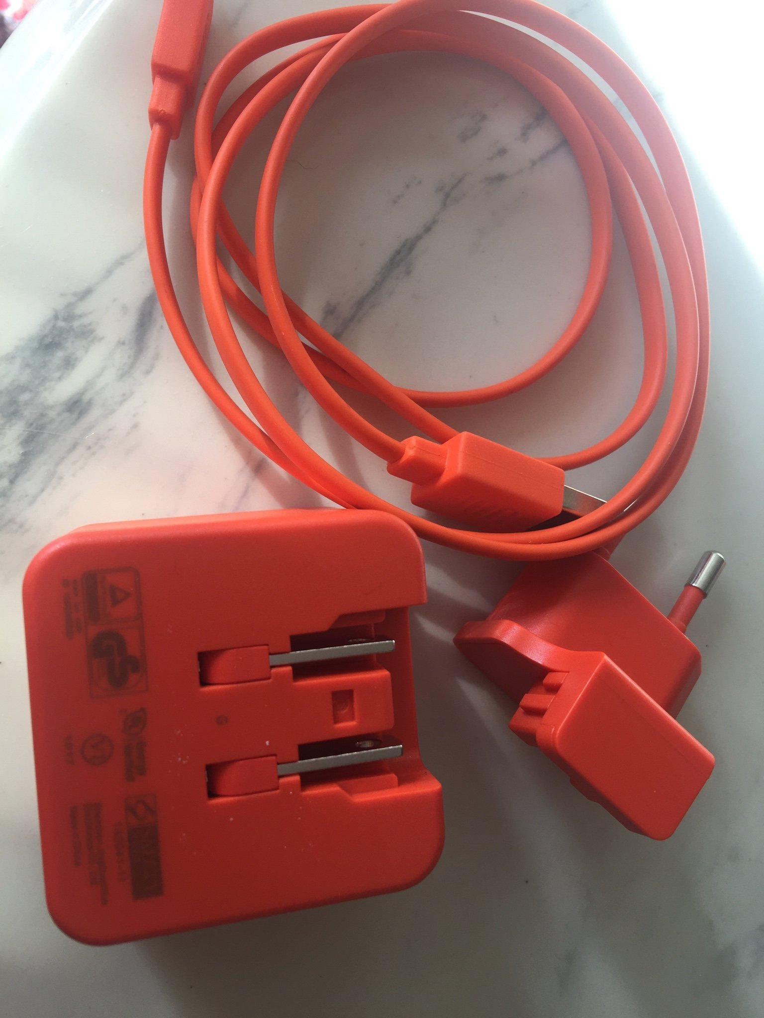 AC adapter från JBL orange (406910636) ᐈ Köp på Tradera