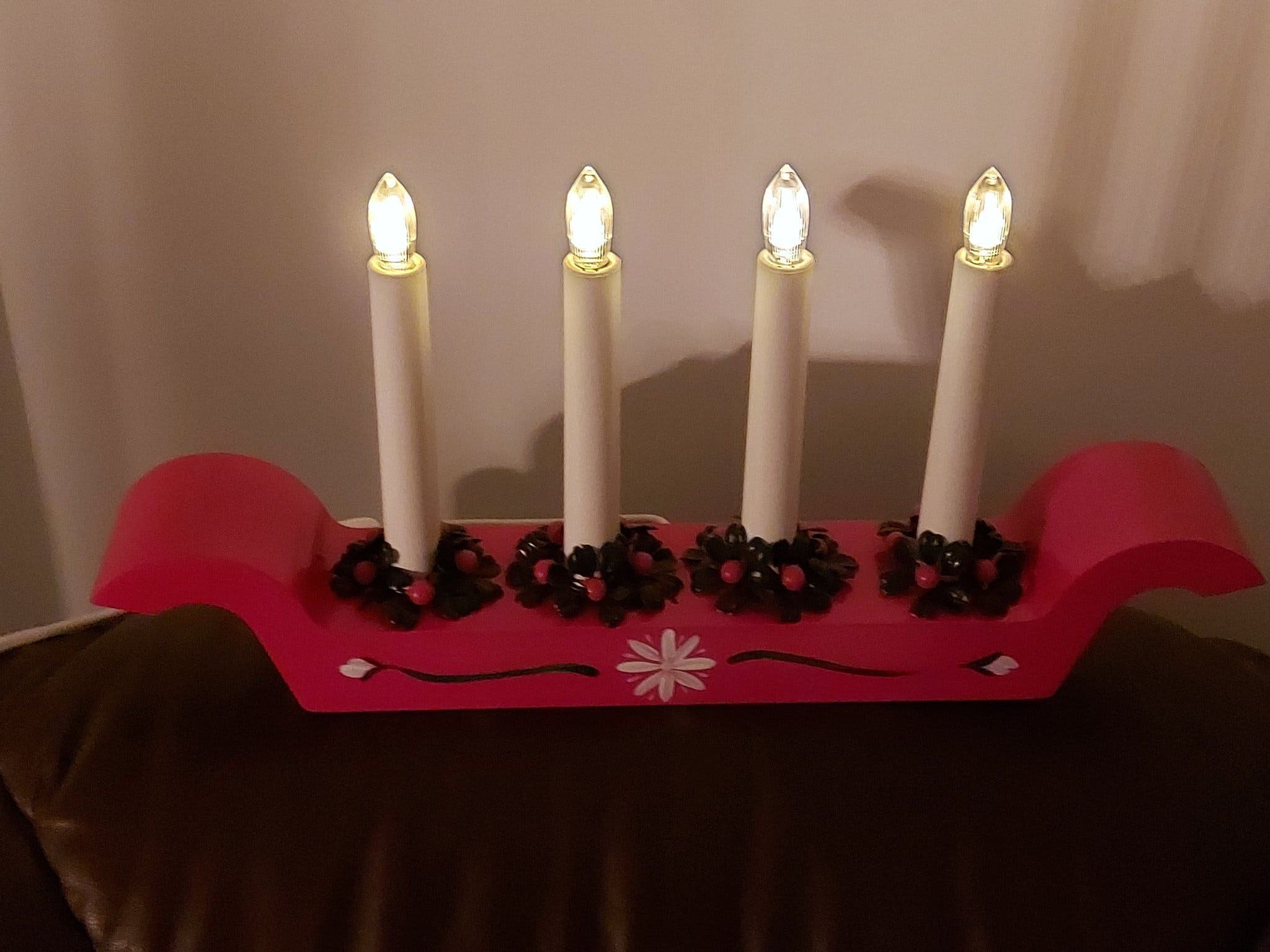 Röd Adventsljusstake Elljusstake Julljusstake A.. | Köp på Tradera ...