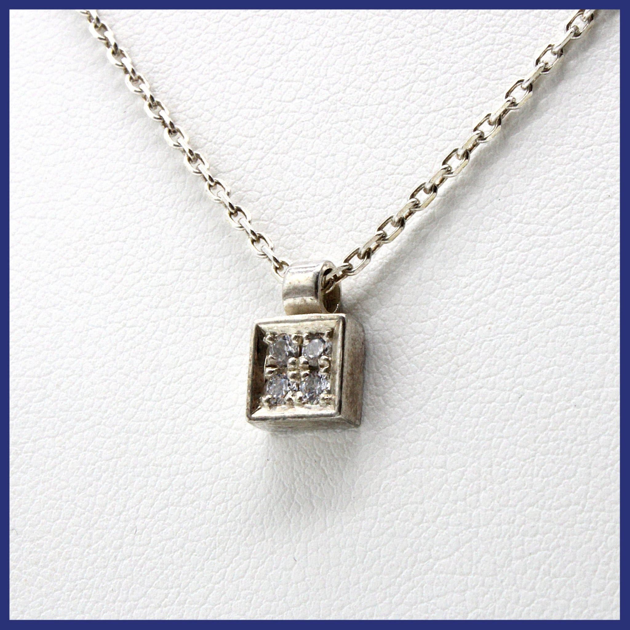 Halsband, 925 silver, hänge, vita stenar, ankarlänk (vikt 3g, längd 41,8cm)