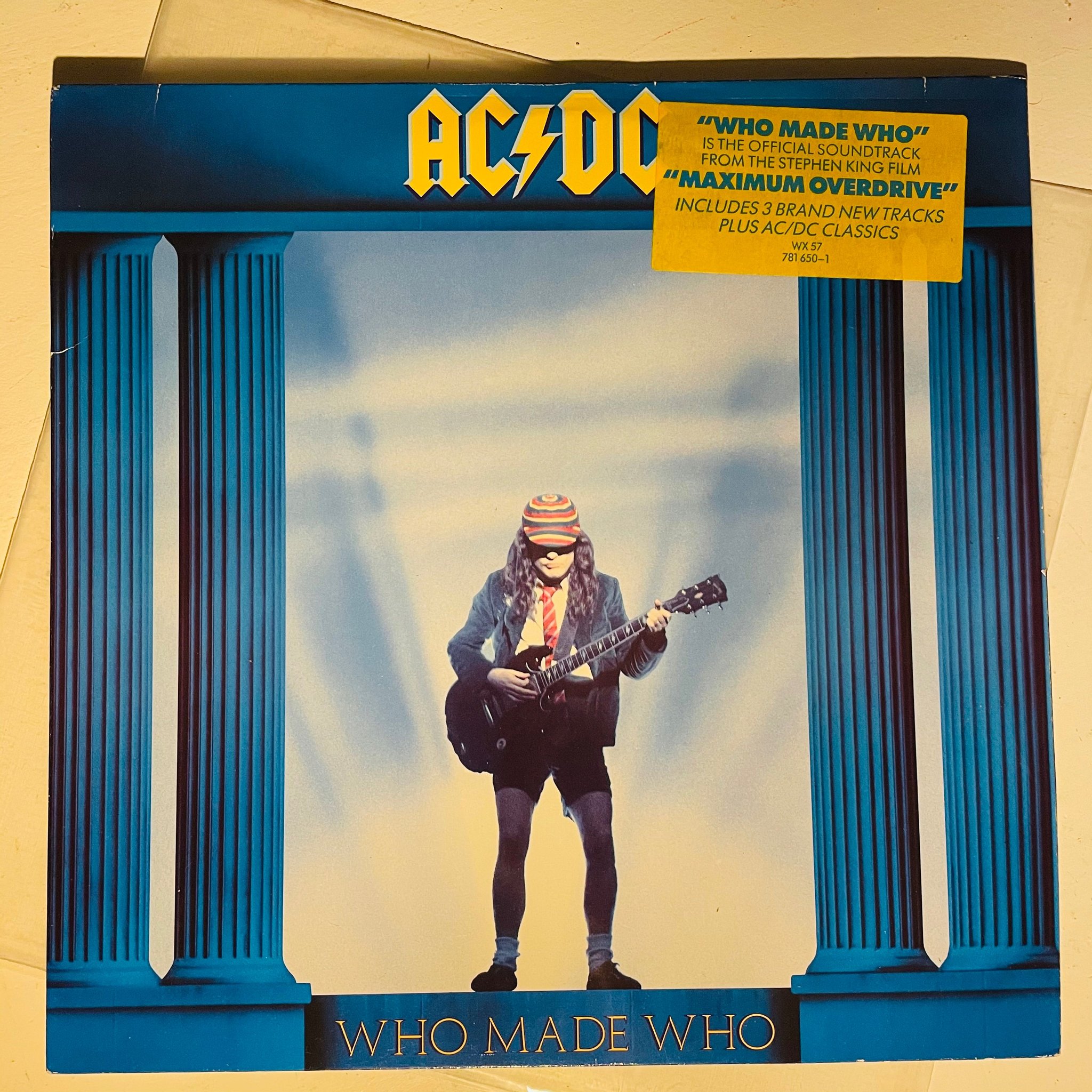 Se produkter som liknar AC/DC - WHO MADE WHO LP på Tradera (515863200)