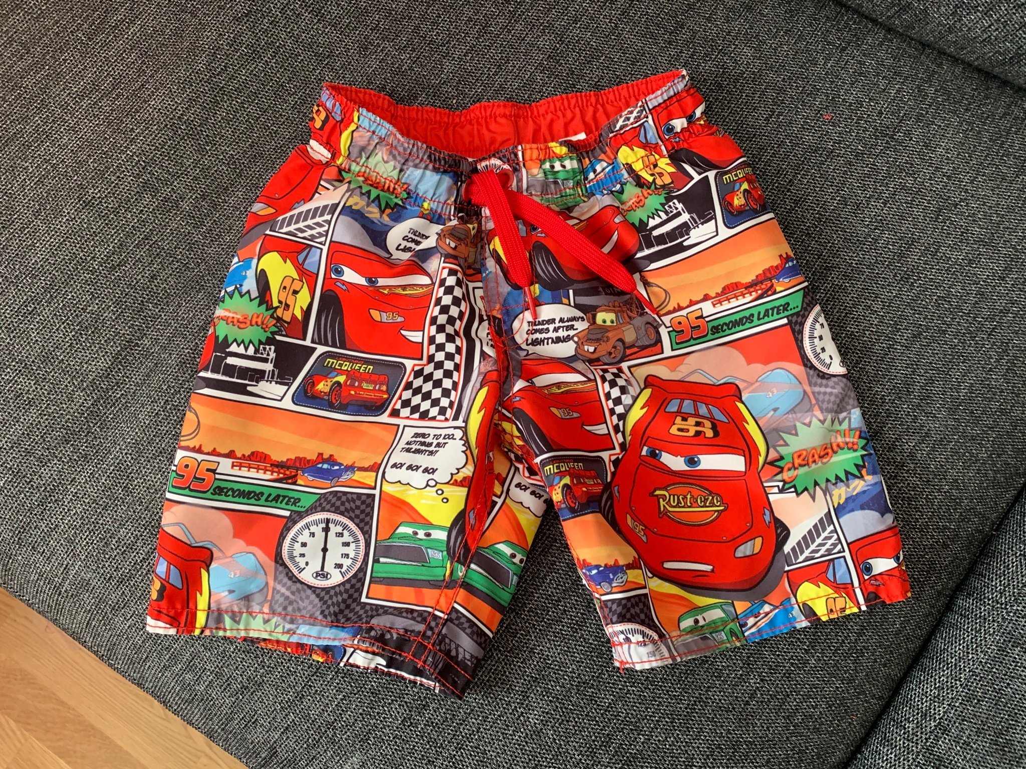 Disney Pixar Cars shorts, str.110116 (407909733) ᐈ Köp på Tradera