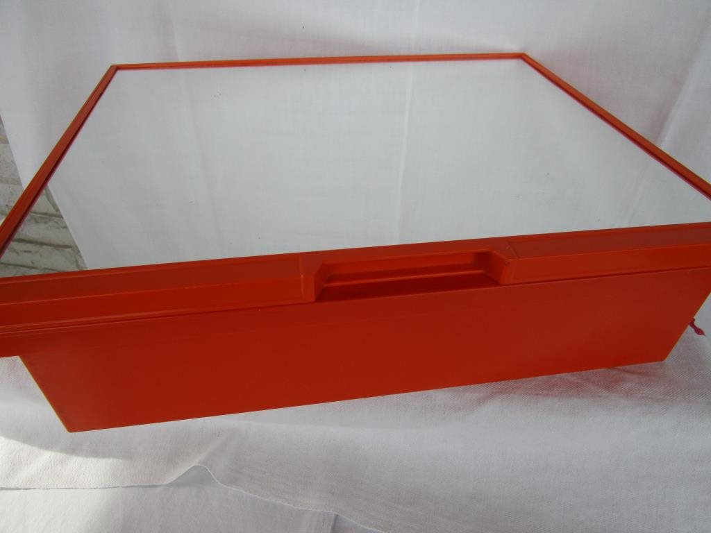 Badrumsskåp orange plast des c.a breger hammarplast retro på ...