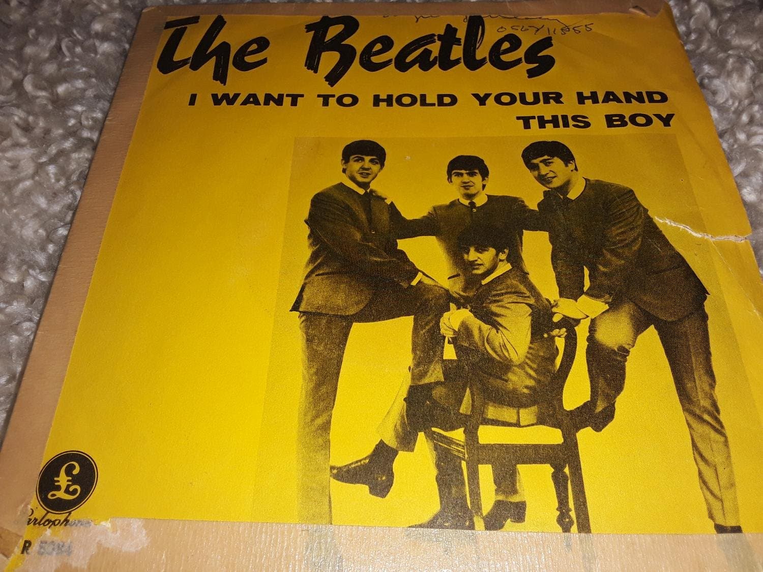 The Beatles I Want To Hold Your Hand Letras