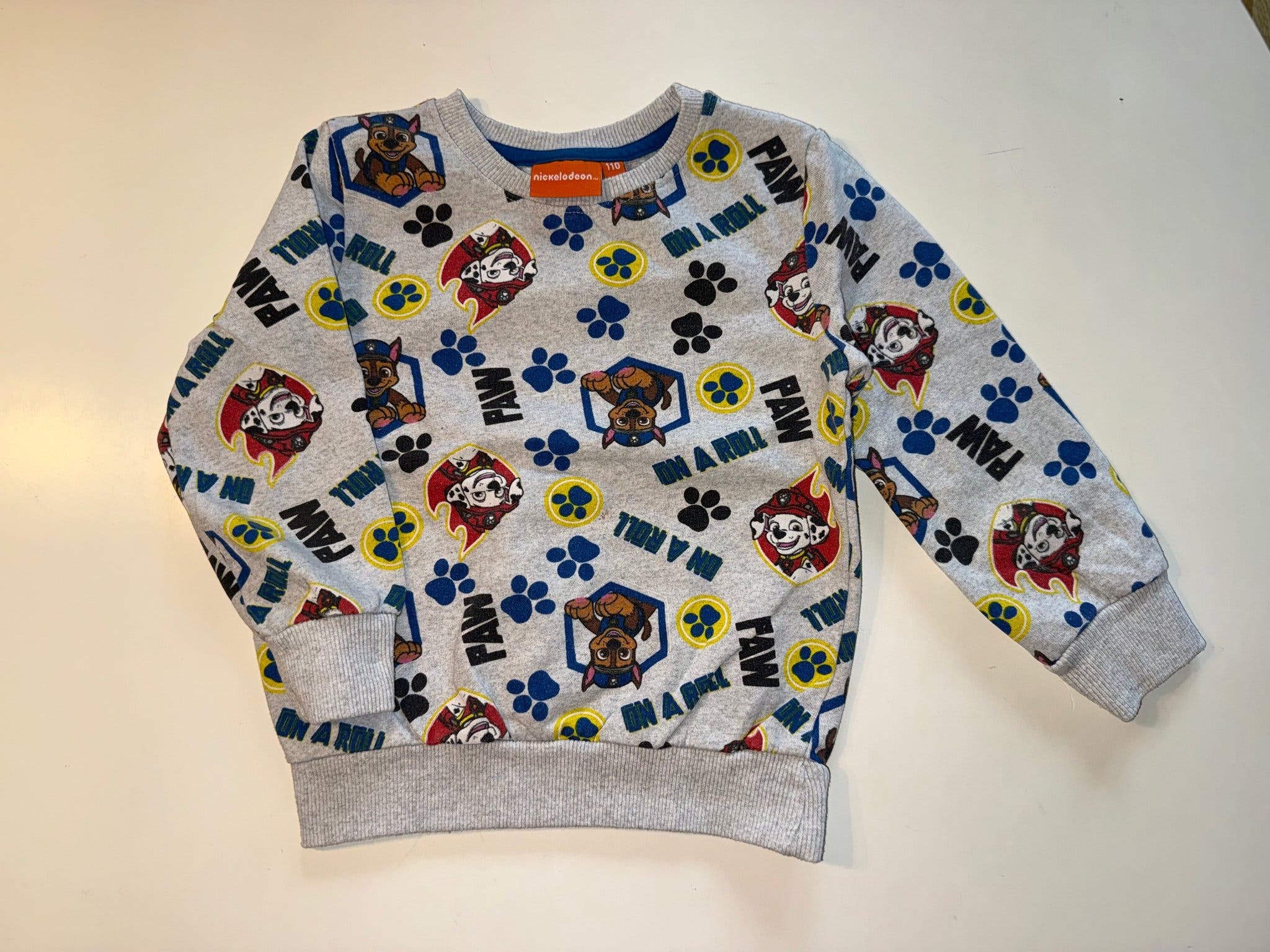 Paw Patrol Sweatshirt in Größe 110 zu verkaufen