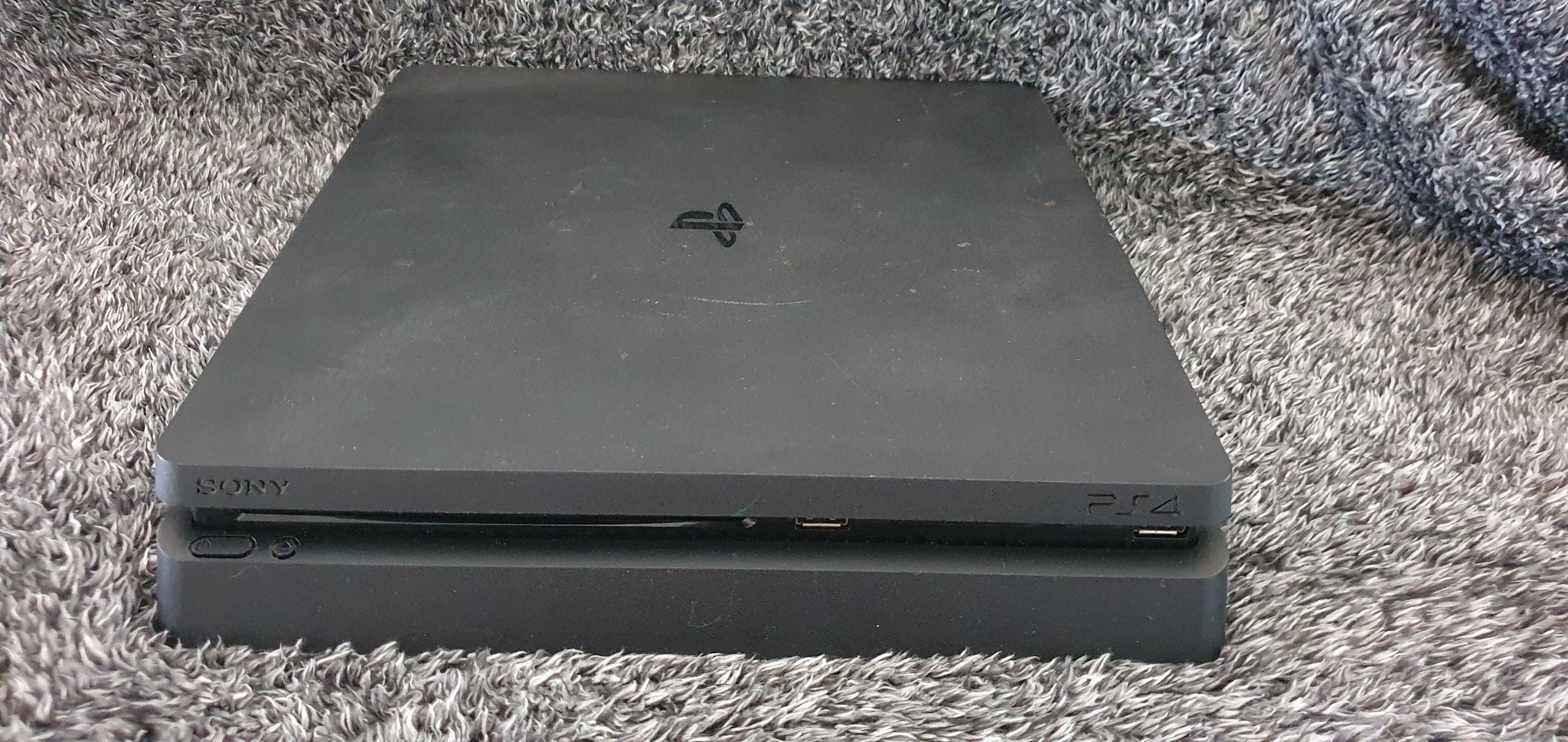 Ps4 slim 1 terabyte (401428799) ᐈ Köp på Tradera