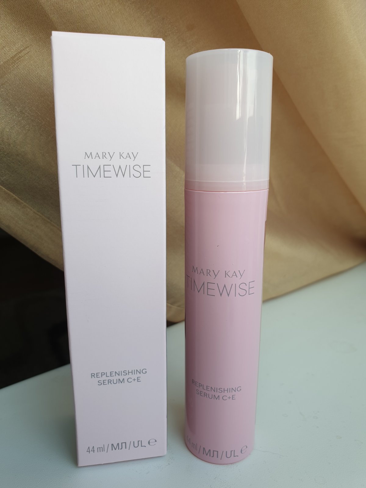 MARY KAY TimeWise Replenishing Serum C+E