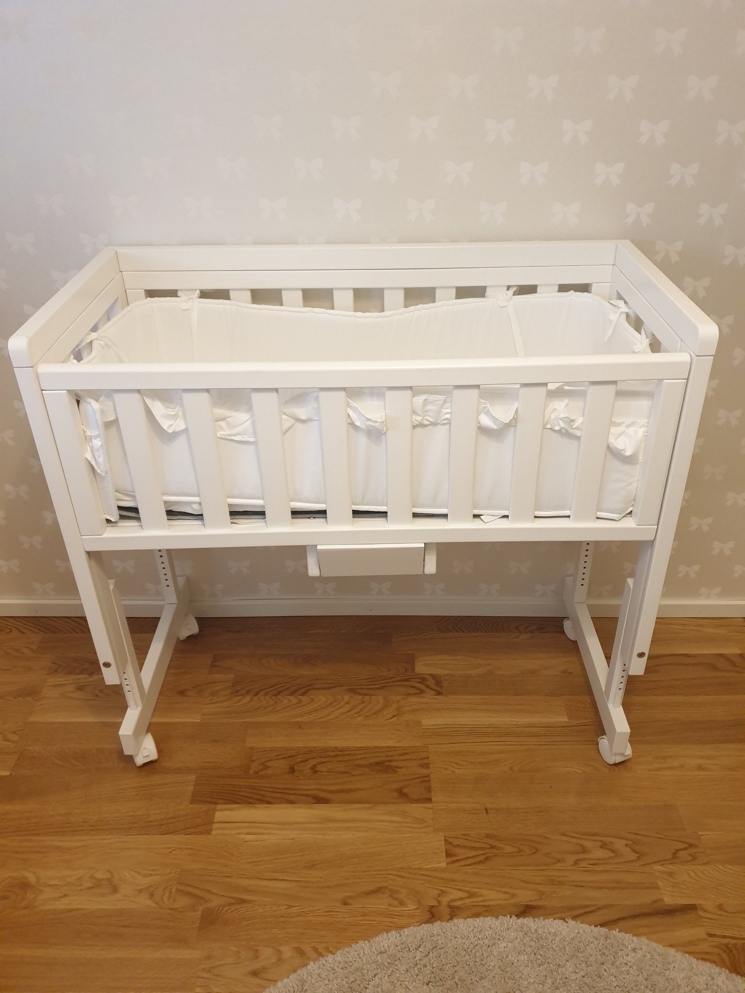 Bedside Crib Troll (392117224) ᐈ Köp på Tradera