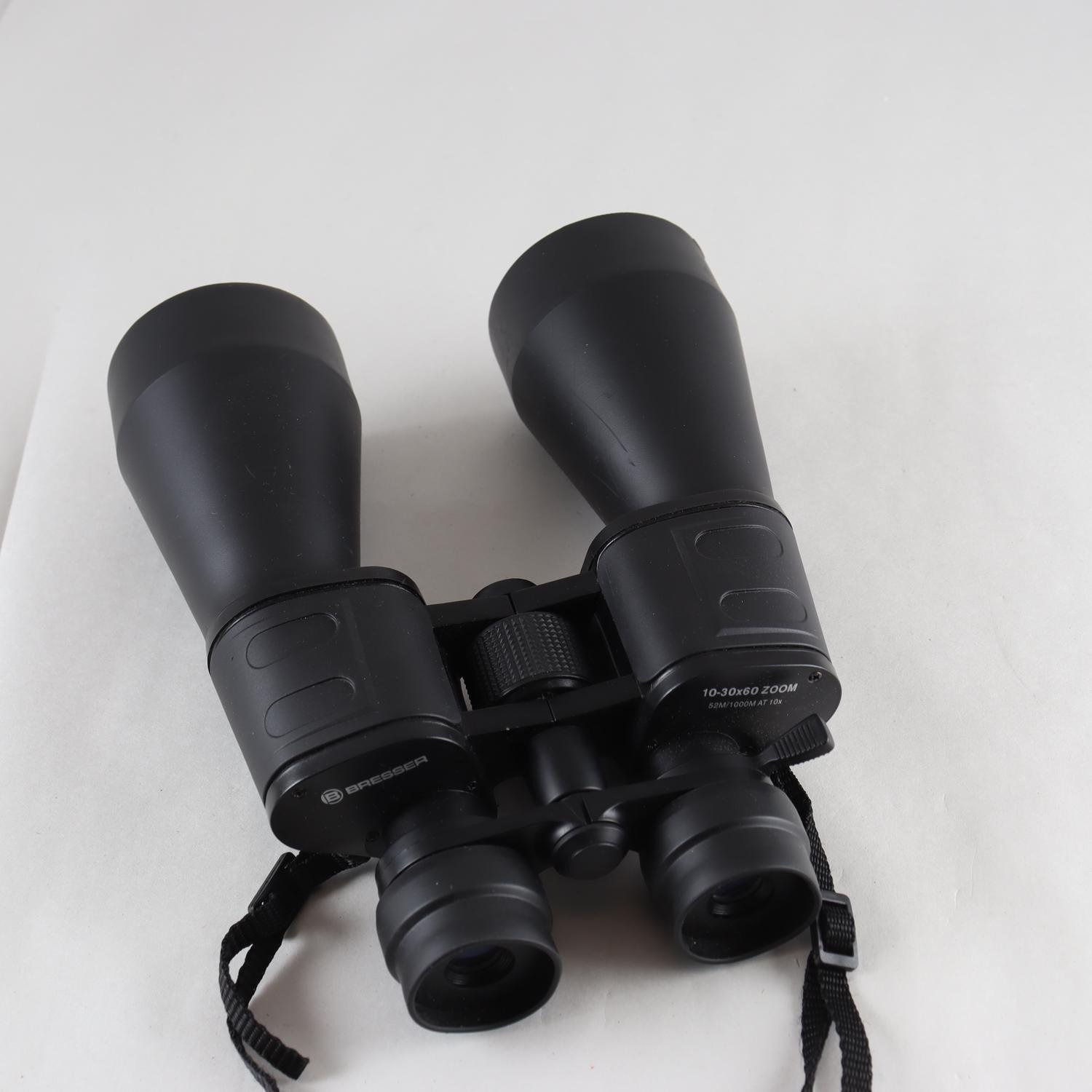 Kikare, Bresser, 1030x60 Köp från Myrorna på Tradera (593338162)