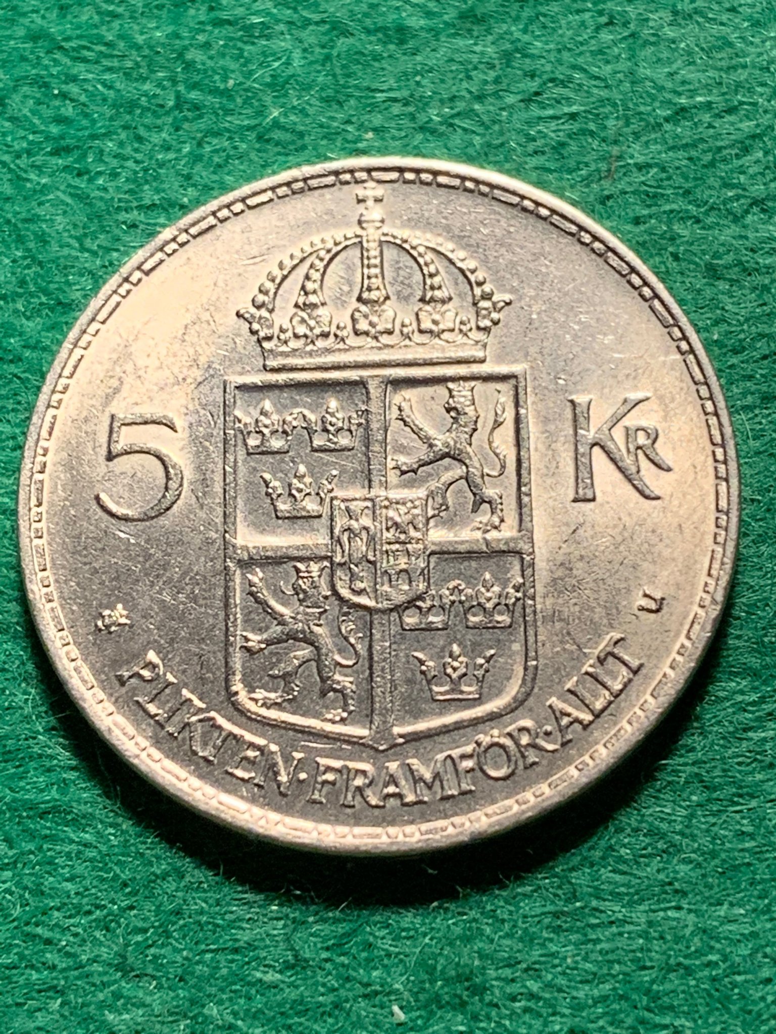 se-produkter-som-liknar-5-kronor-1972-utan-str-mmar-p-tradera-577535295